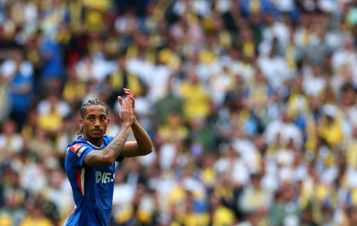 Joao Pedro: The Ideal Alternative for Barcelona as Julian Alvarez Hunt Intensifies