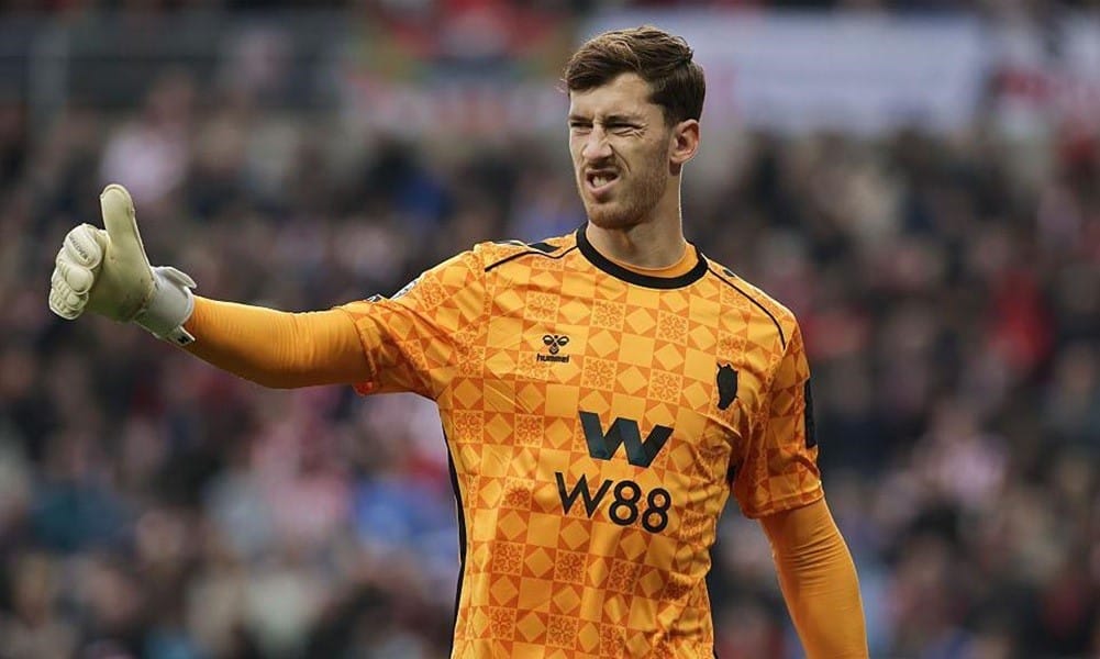Tottenham Aim to Hijack Chelsea and Liverpool’s Move for Sunderland’s Robin Roefs
