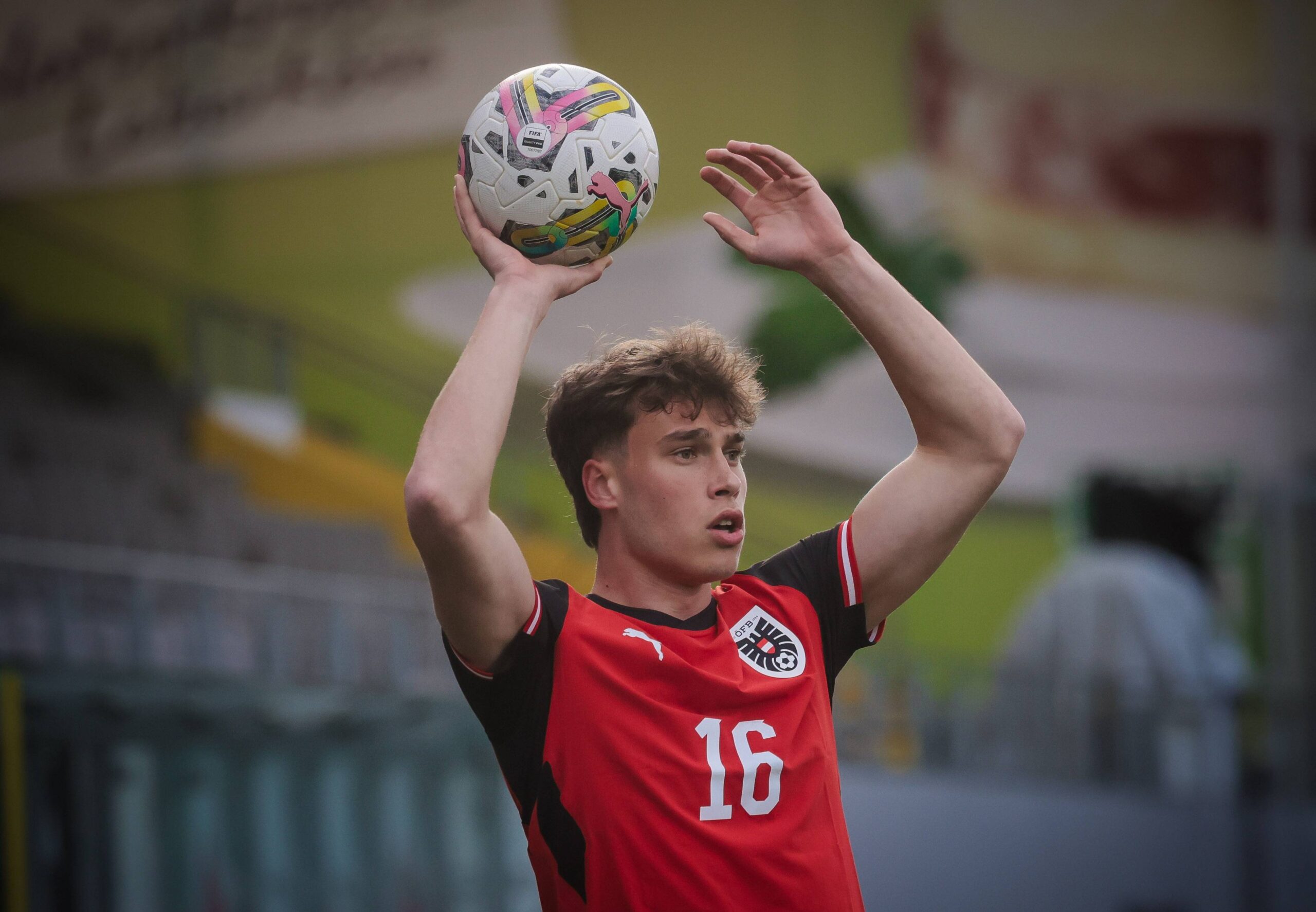 Brentford Strike Verbal Agreement for €20M Salzburg Defender – Medical Scheduled