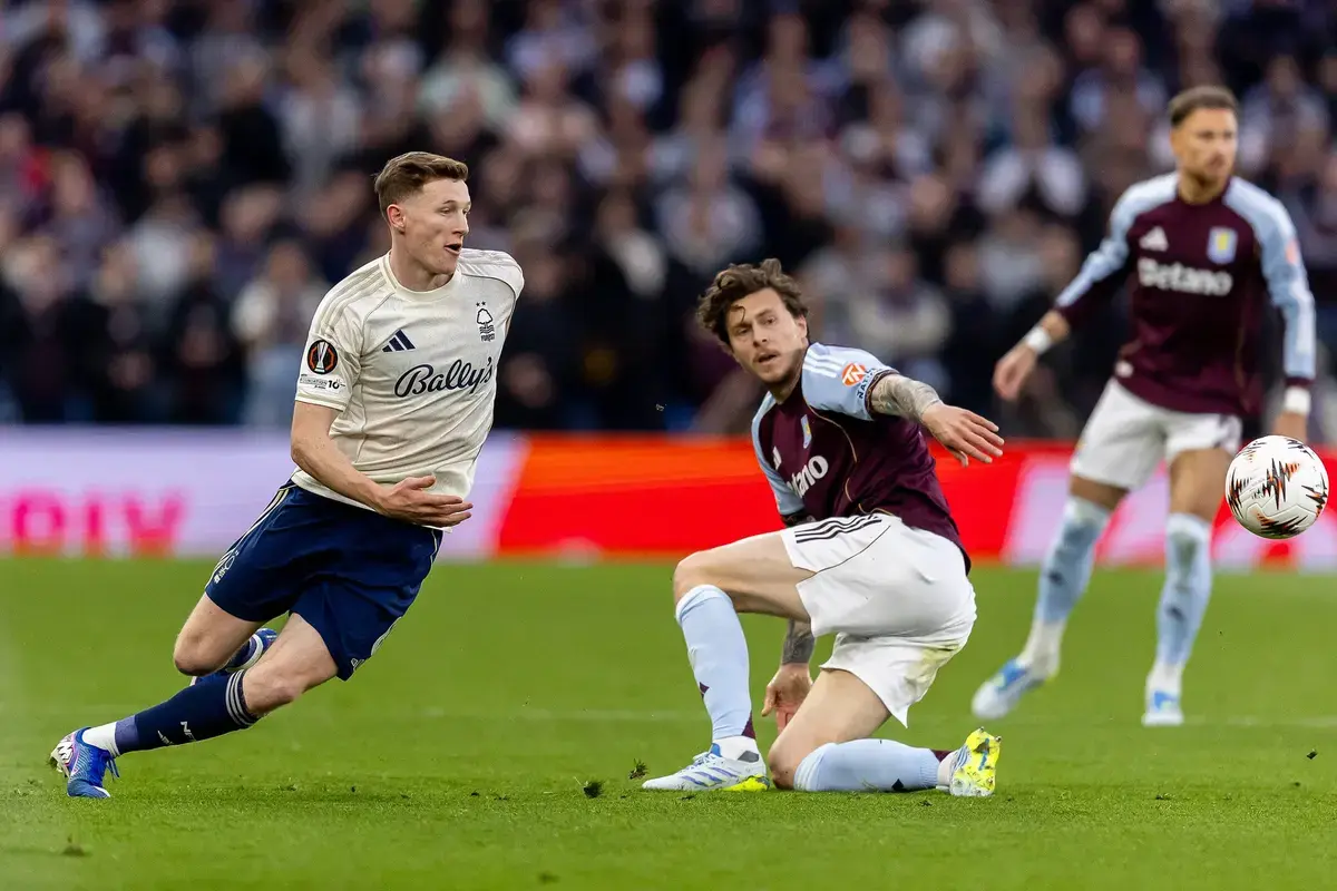 Elliot Anderson Transfer Battle: Manchester United & City Lead Race for Newcastle Star