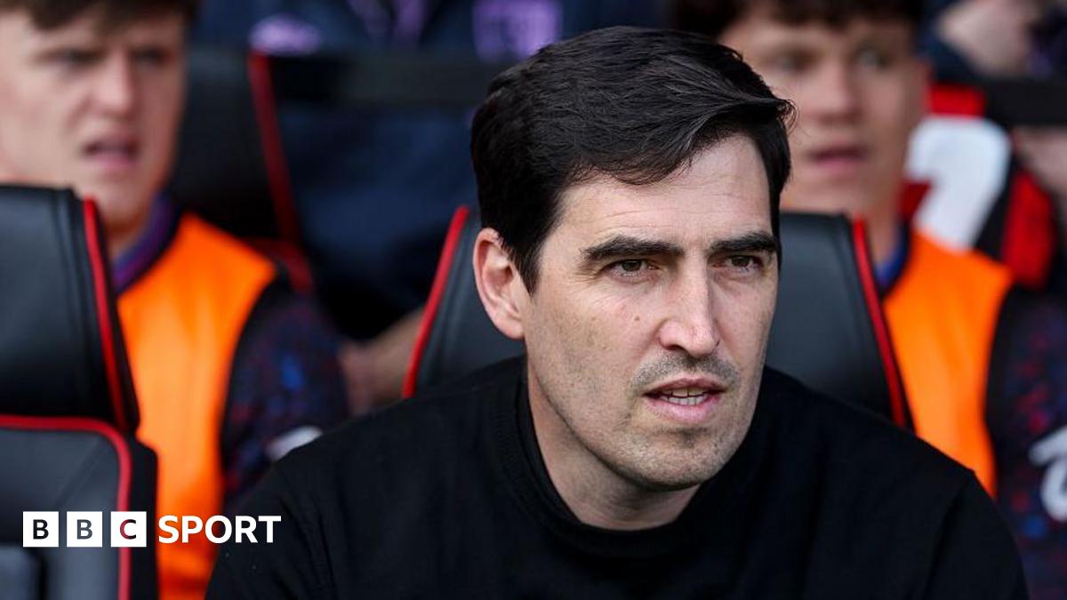 Crystal Palace Set Sights on Bournemouth Boss Andoni Iraola as Glasner Replacement