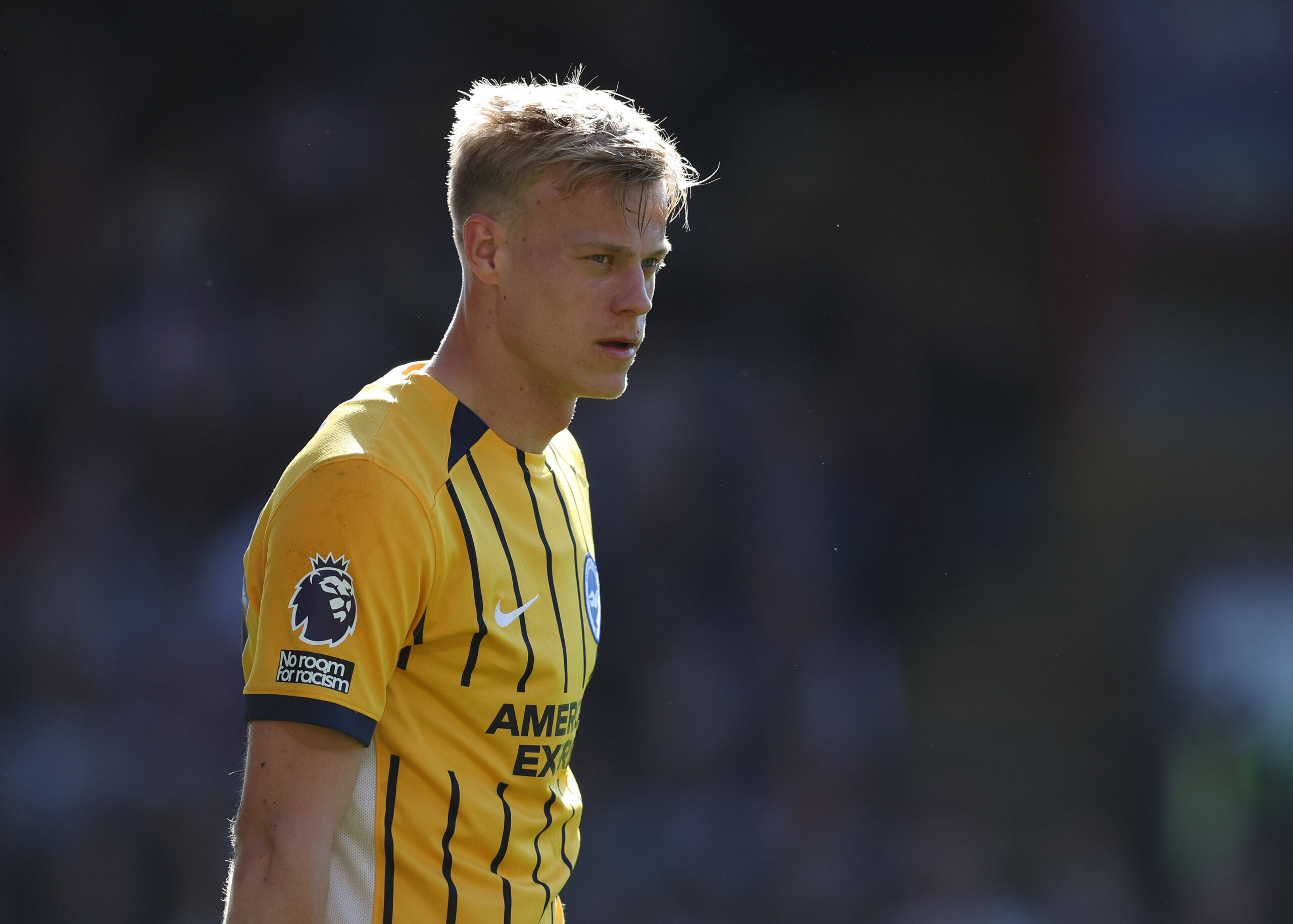 Tottenham Hotspur Eye Brighton Defender Jan Paul van Hecke as De Zerbi Plans Major Defensive Overhaul