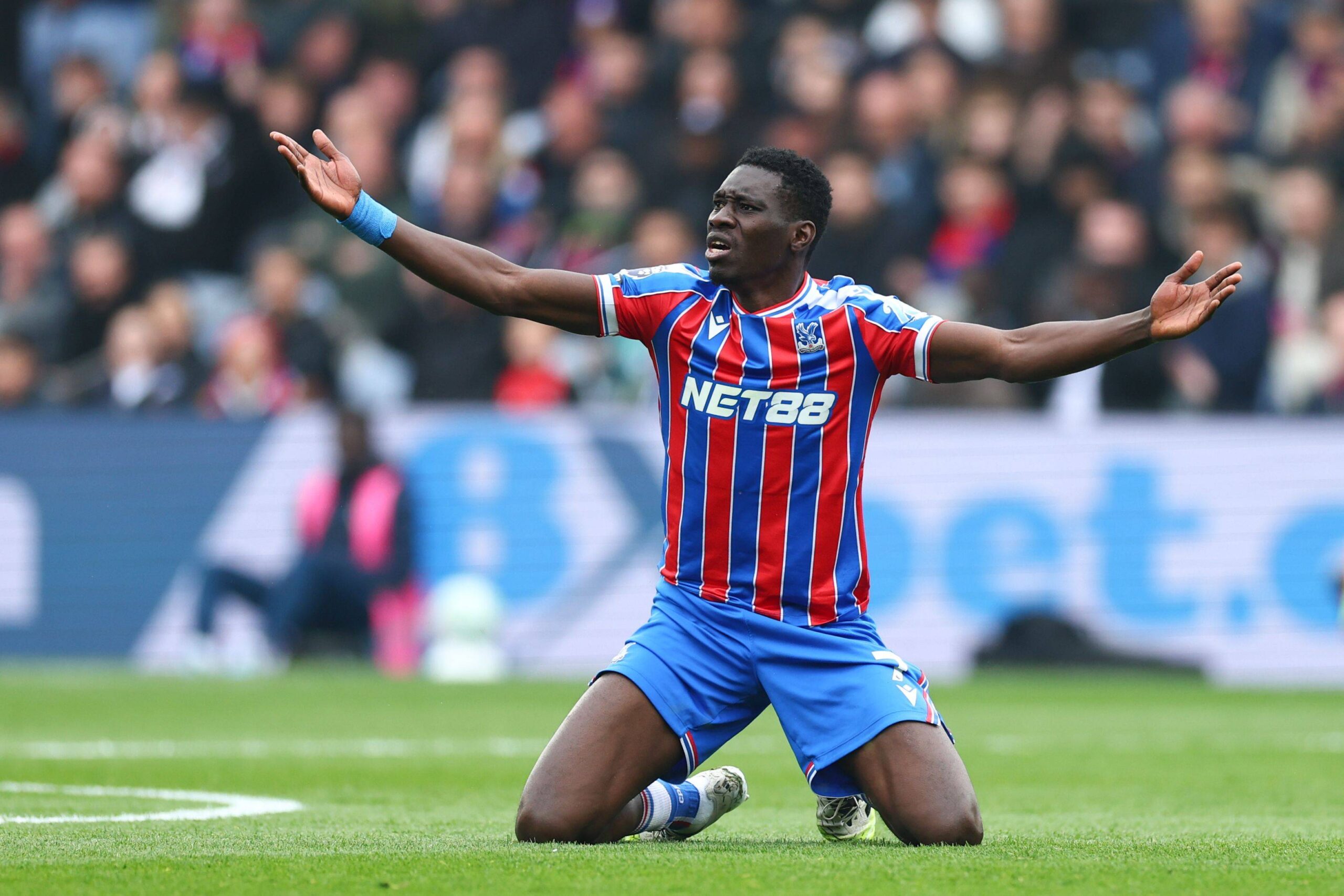 Crystal Palace 2-2 Everton: Ismaila Sarr Shines in Eagles Comeback