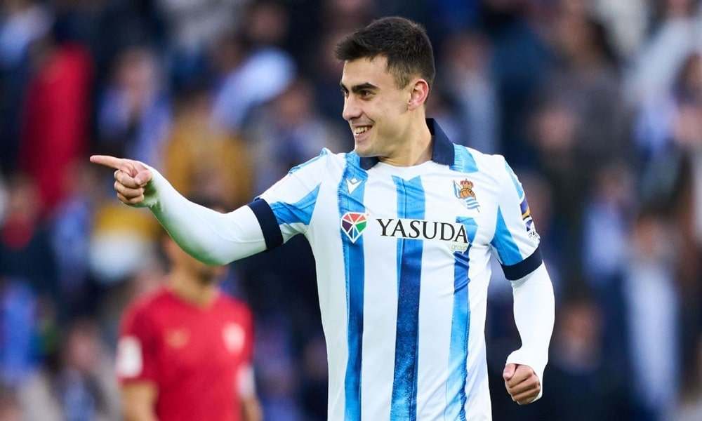Manchester United Set to Test Real Sociedad with £52m Bid for Rising Star Ander Barrenetxea