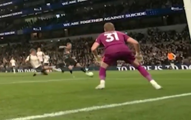 Antonin Kinsky's Dramatic Stoppage-Time Save Secures Vital Point for Tottenham Against Leeds
