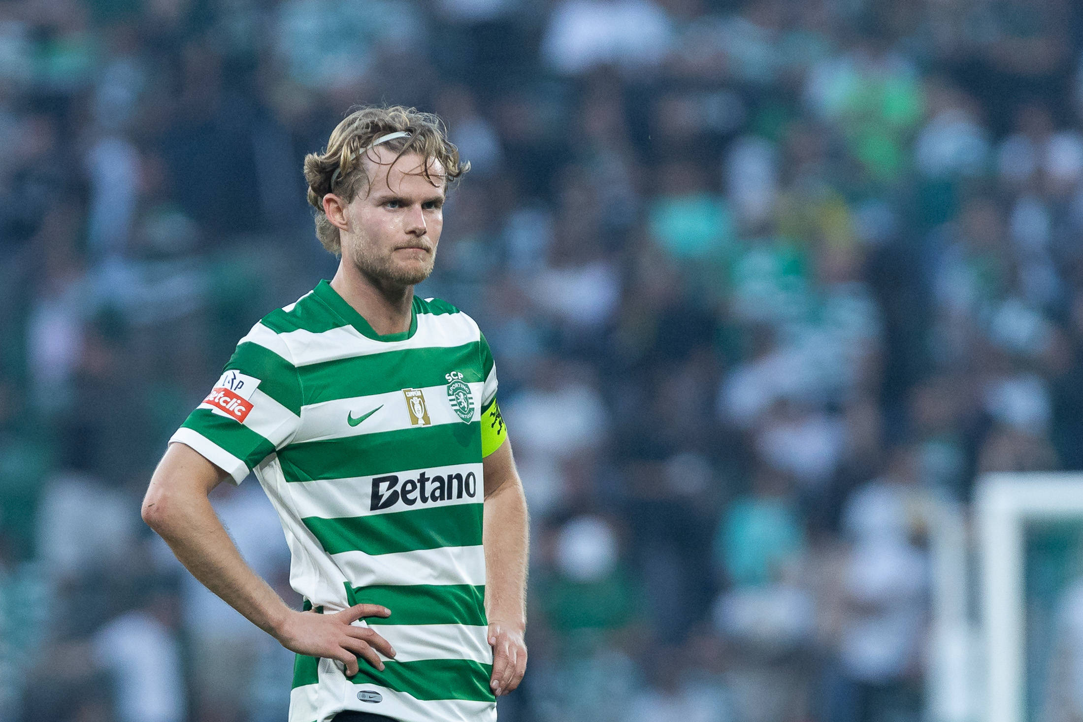 Manchester United Given Green Light to Chase €60m Sporting Midfielder Morten Hjulmand