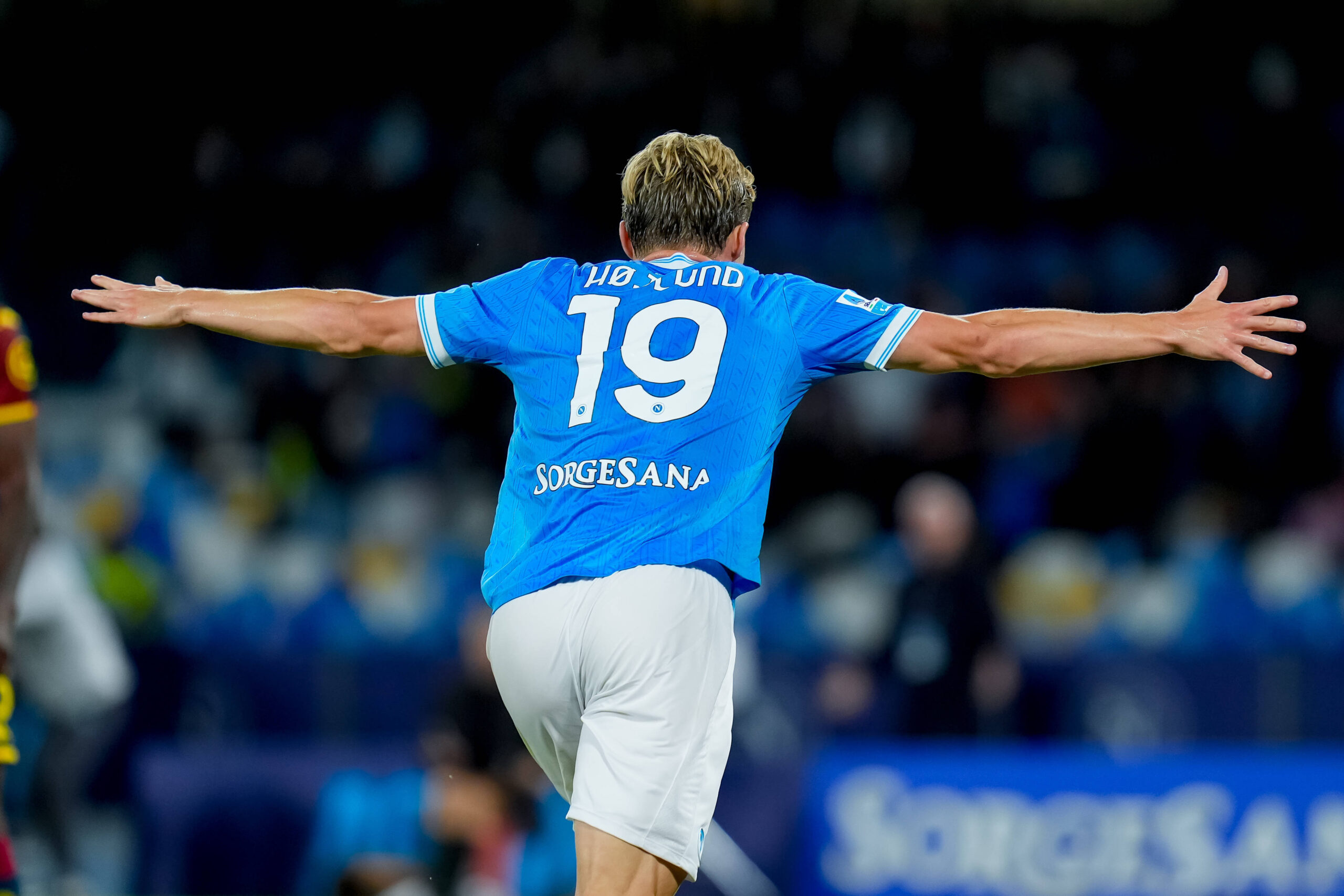 Rasmus Hojlund Secures £38M Permanent Move to Napoli After Manchester United Exit