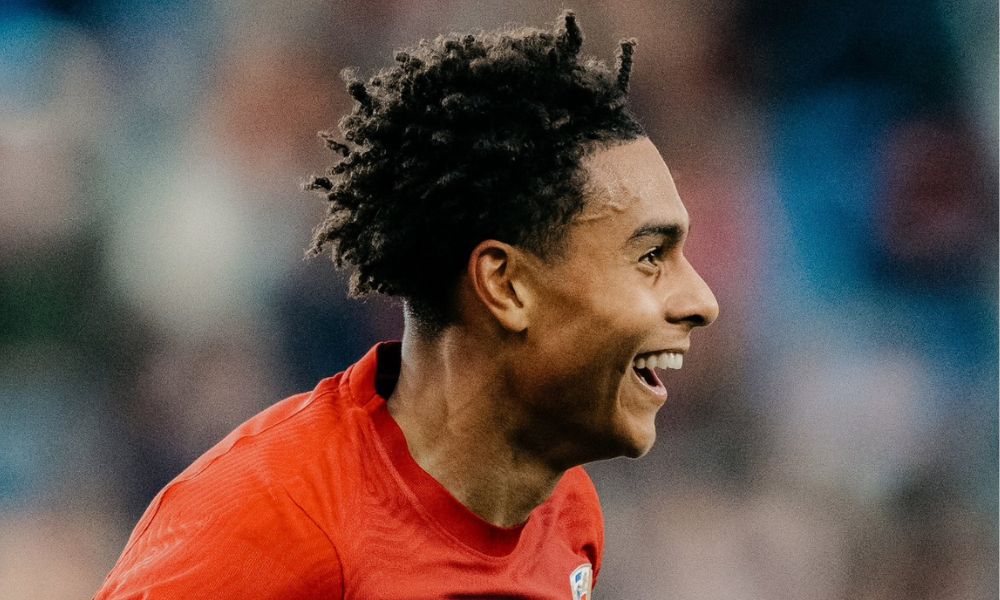 Liverpool Ready to Swoop for Antonio Nusa as Tottenham Face Stiff Competition