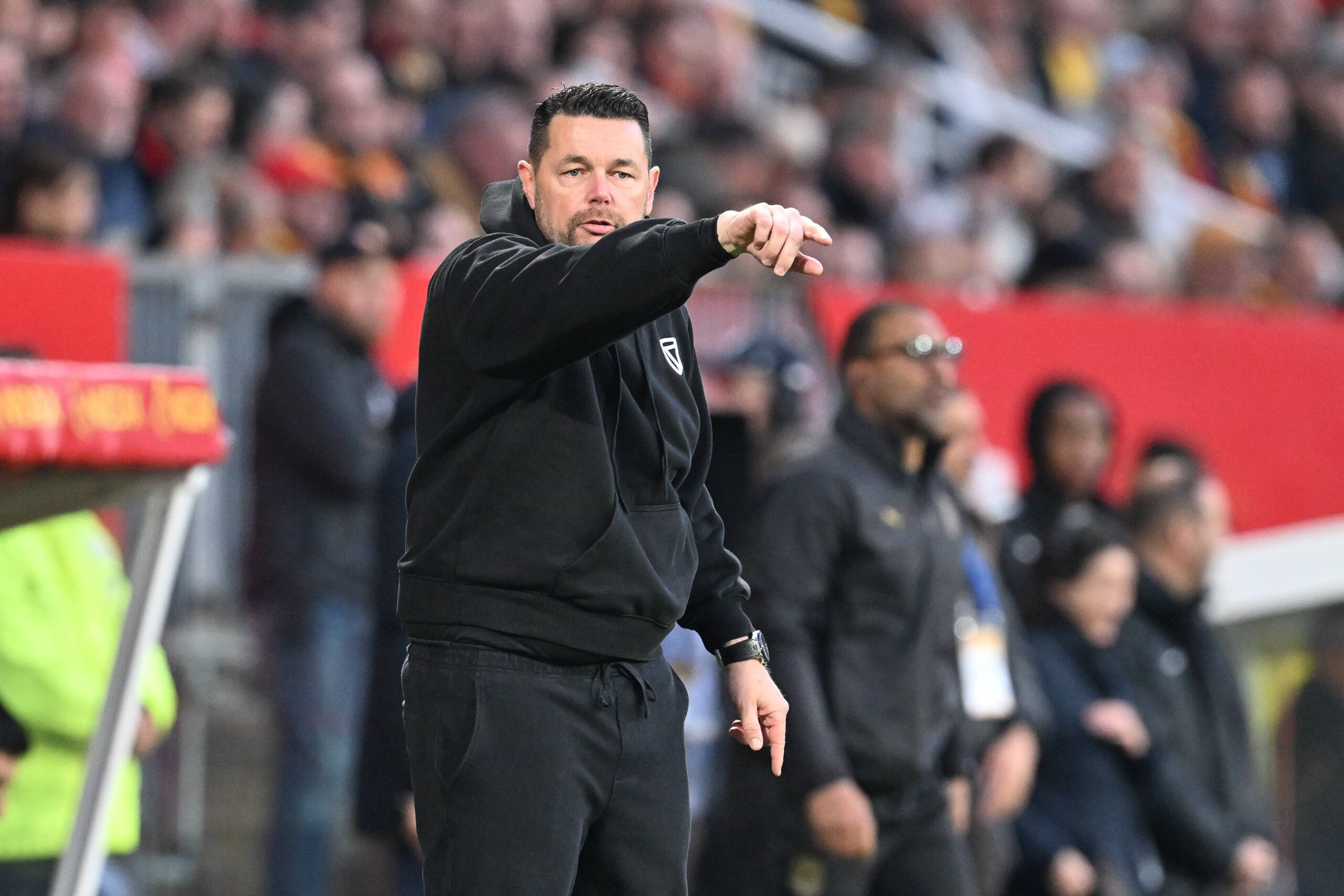 Breaking: Crystal Palace and Fulham Battle for Ligue 1 Coach Pierre Sage as Eagles Prepare for Life After Glasner