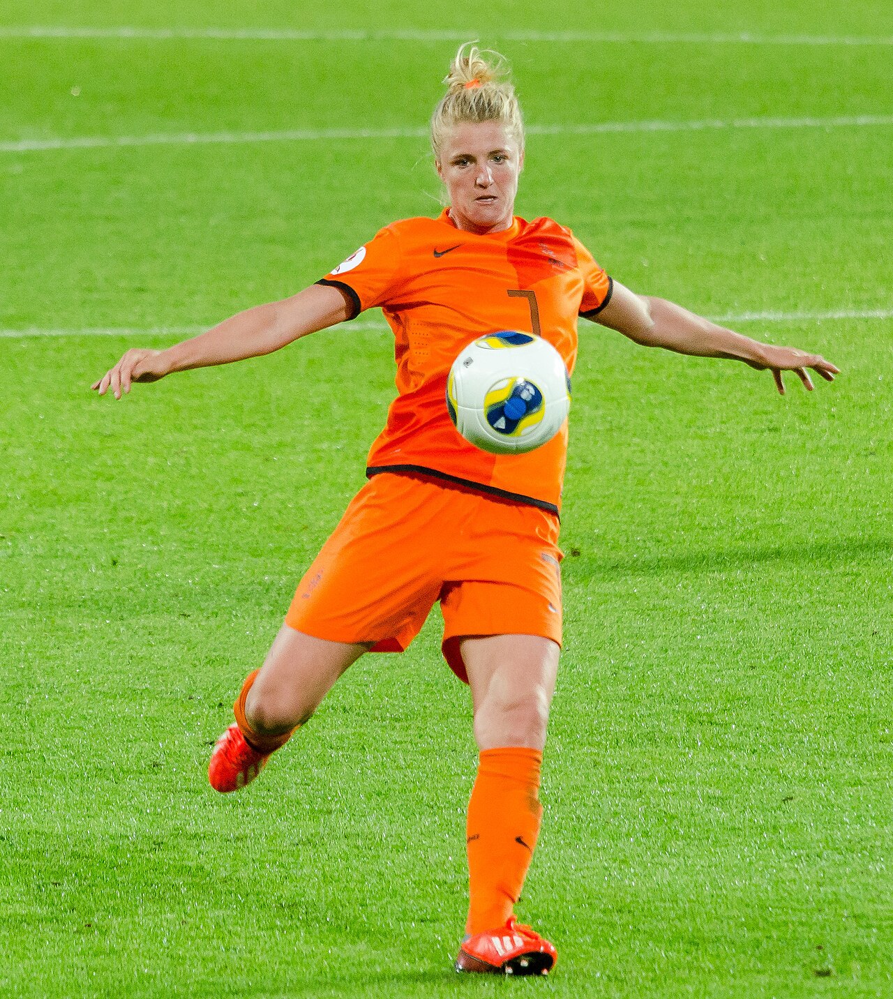 Tottenham Star Micky van de Ven Keen on Liverpool Move: Journalist Drops Major Hint