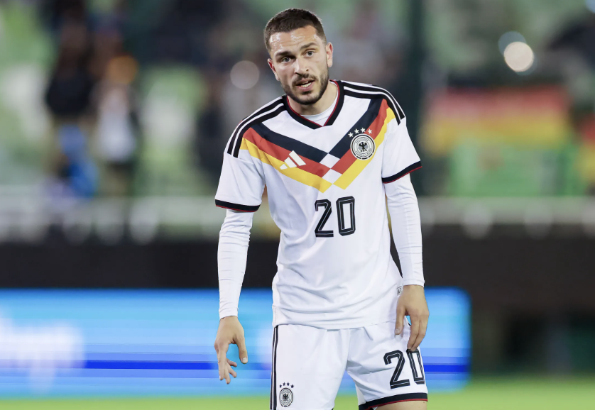 Bayern Munich and Crystal Palace battle for Bundesliga starlet