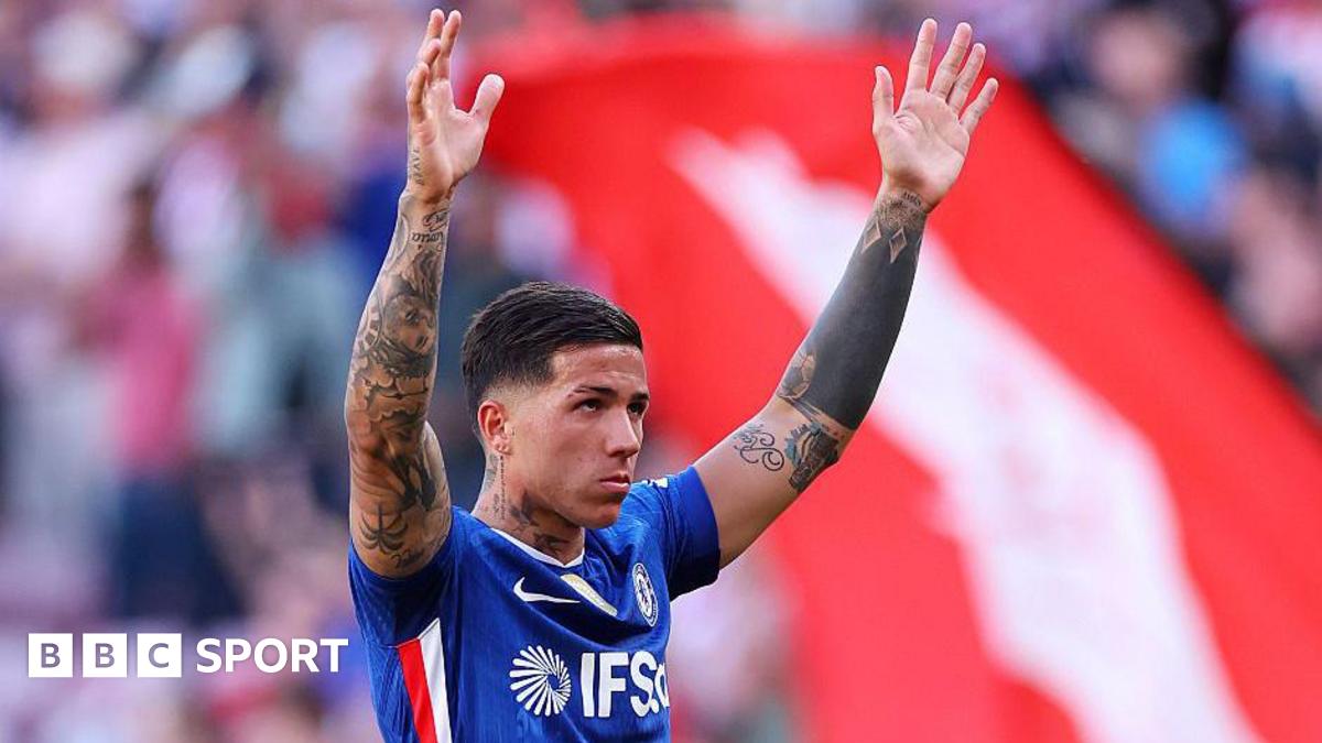 Enzo Fernandez Demands Chelsea Exit as £120m Price Tag Set