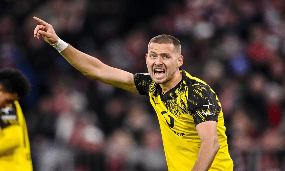 Man Utd make contact for Borussia Dortmund centre-back Waldemar Anton