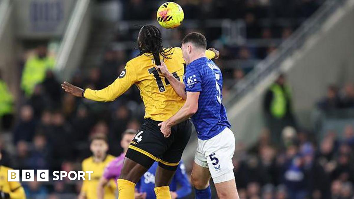 Premier League lockert Rot-Regeln für Haareziehen