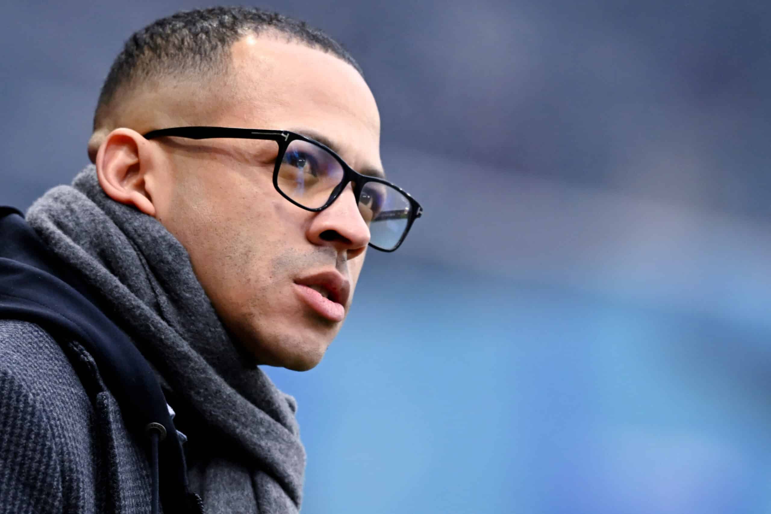 Paris FC Managerial Shake-Up: Regragui and Rosenior on Shortlist