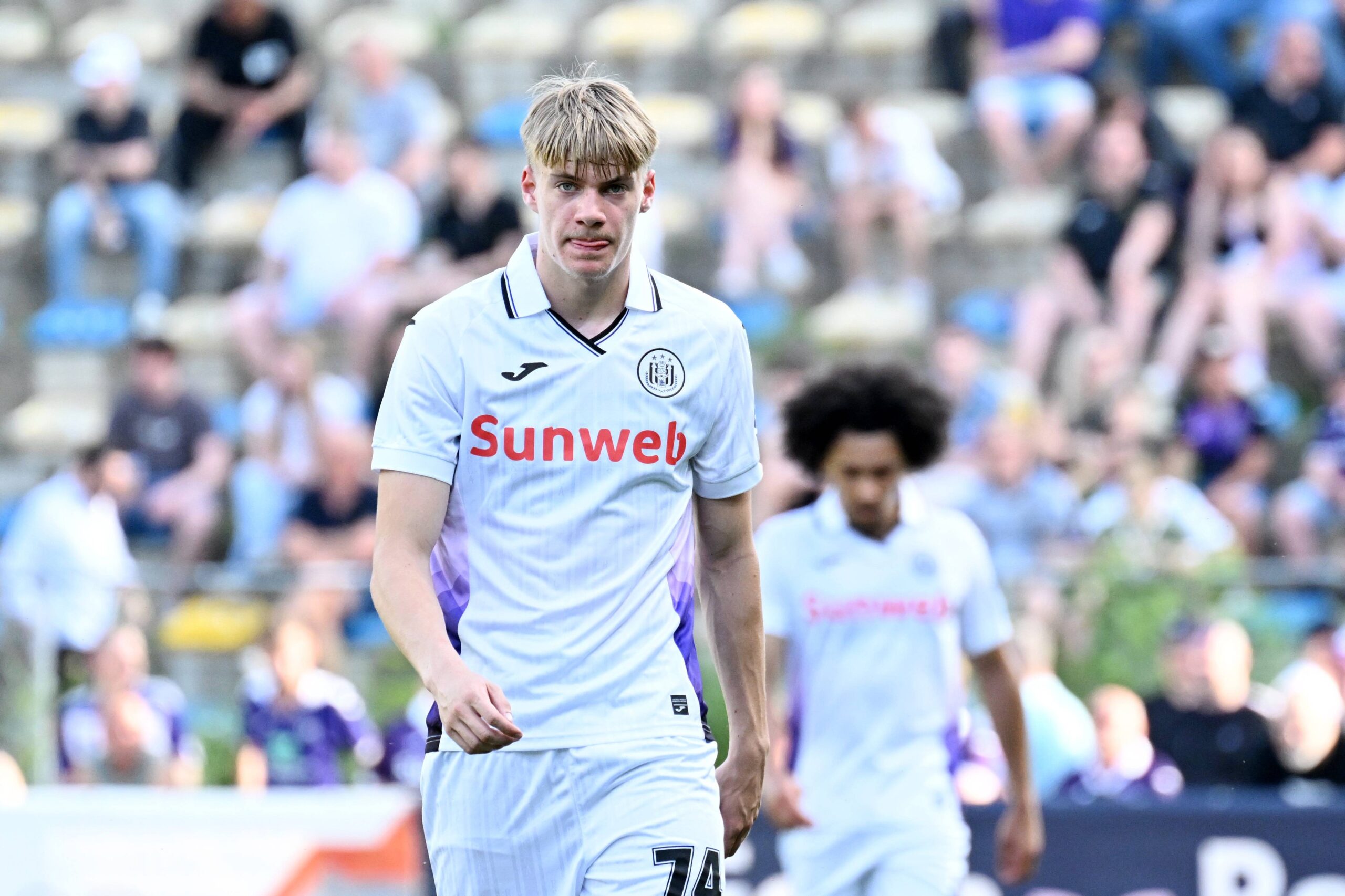 Tottenham jagt 17-jähriges Supertalent Nathan De Cat