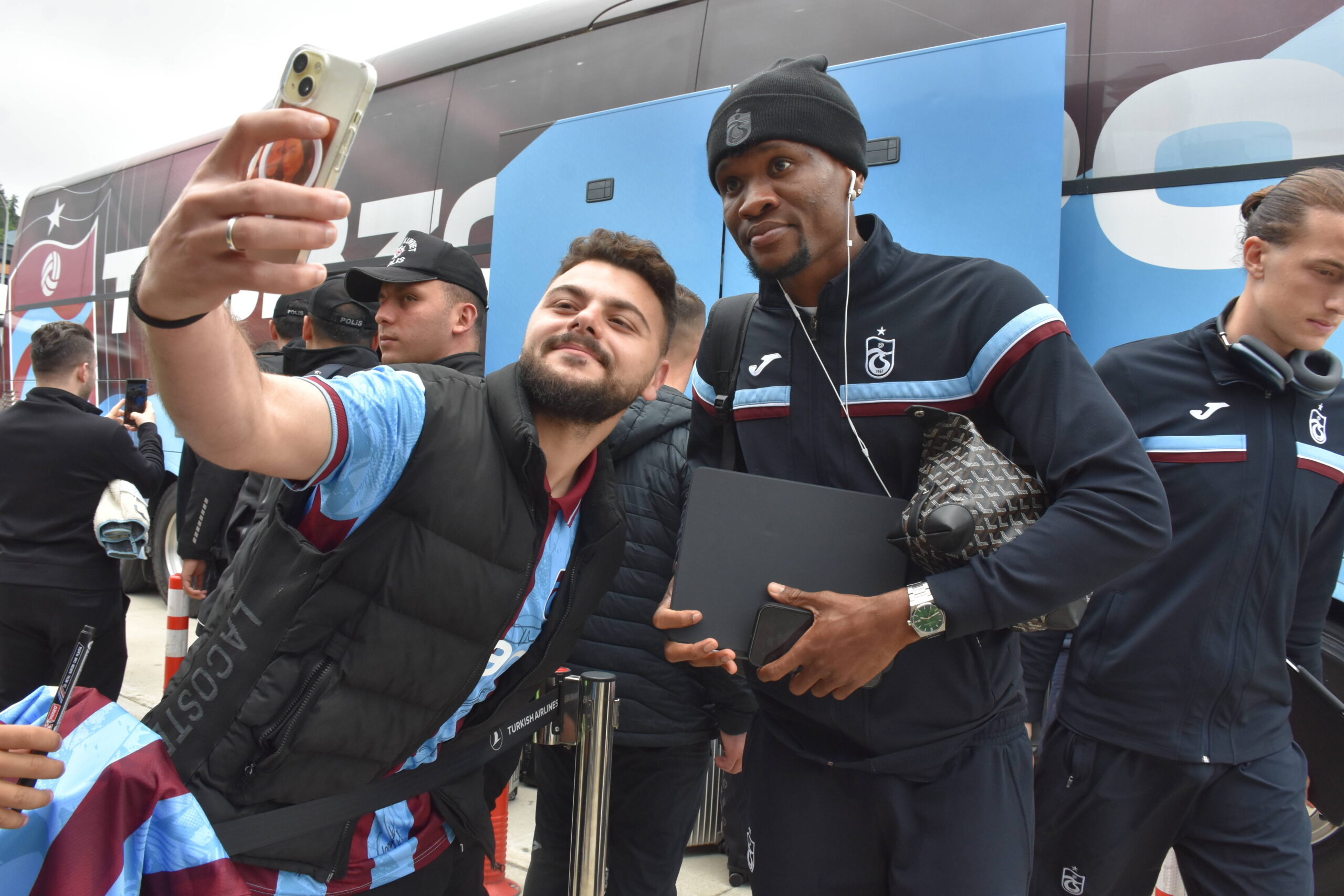 Fulham's £17m Bid for Nwaiwu Rejected by Trabzonspor