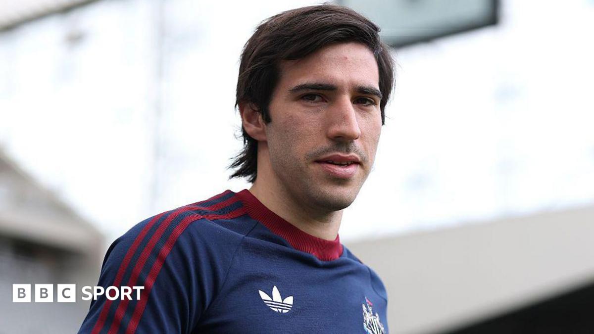Newcastle reject Tottenham's £80m bid for Sandro Tonali