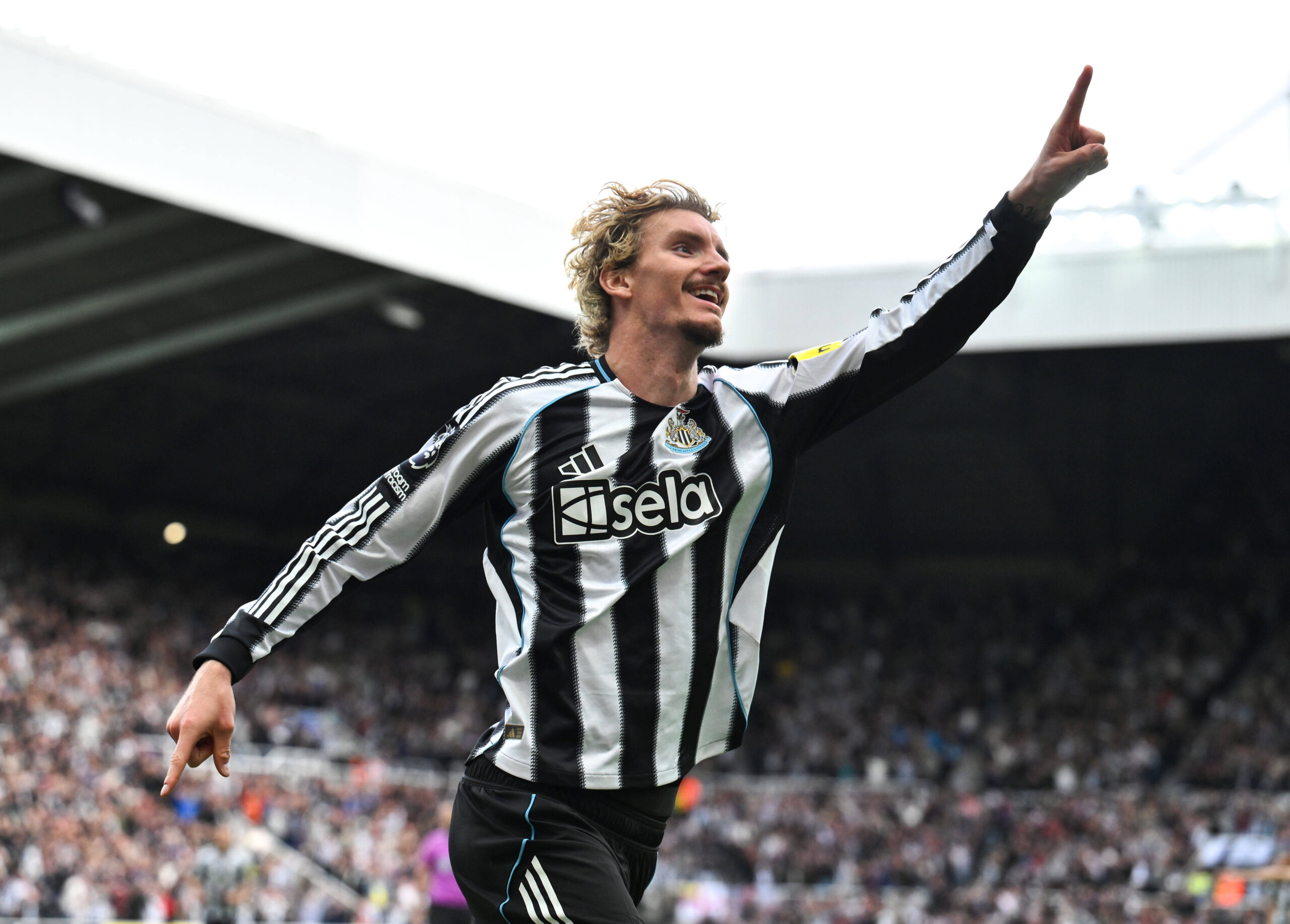 Aston Villa Plot £56m Newcastle Raid as Emery Eyes Striker Reinforcement