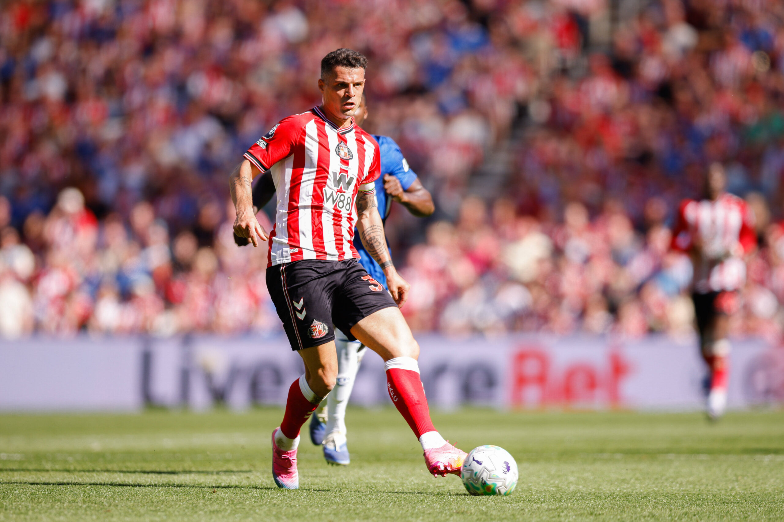Granit Xhaka Rejects Chelsea, Commits to Sunderland: Report