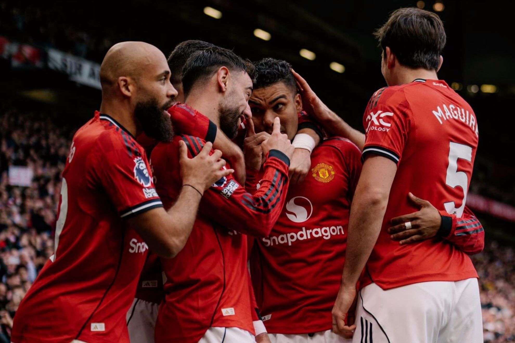 Manchester United's Inconsistency: Deep-Rooted Issues Beyond the Pitch