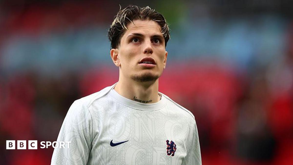 Chelsea Pre-Season Without Garnacho as Club Pursues Sale