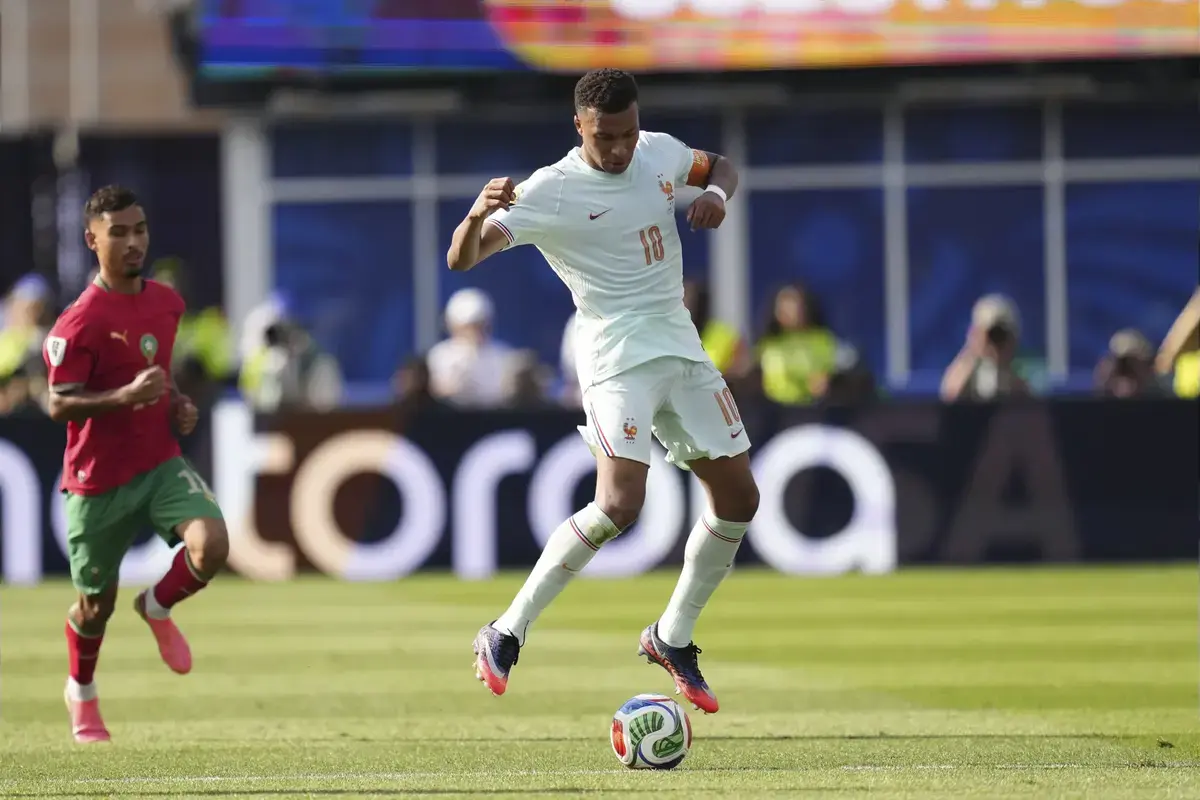 World Cup Golden Boot: Mbappé and Messi Set for Semi-Final Showdown