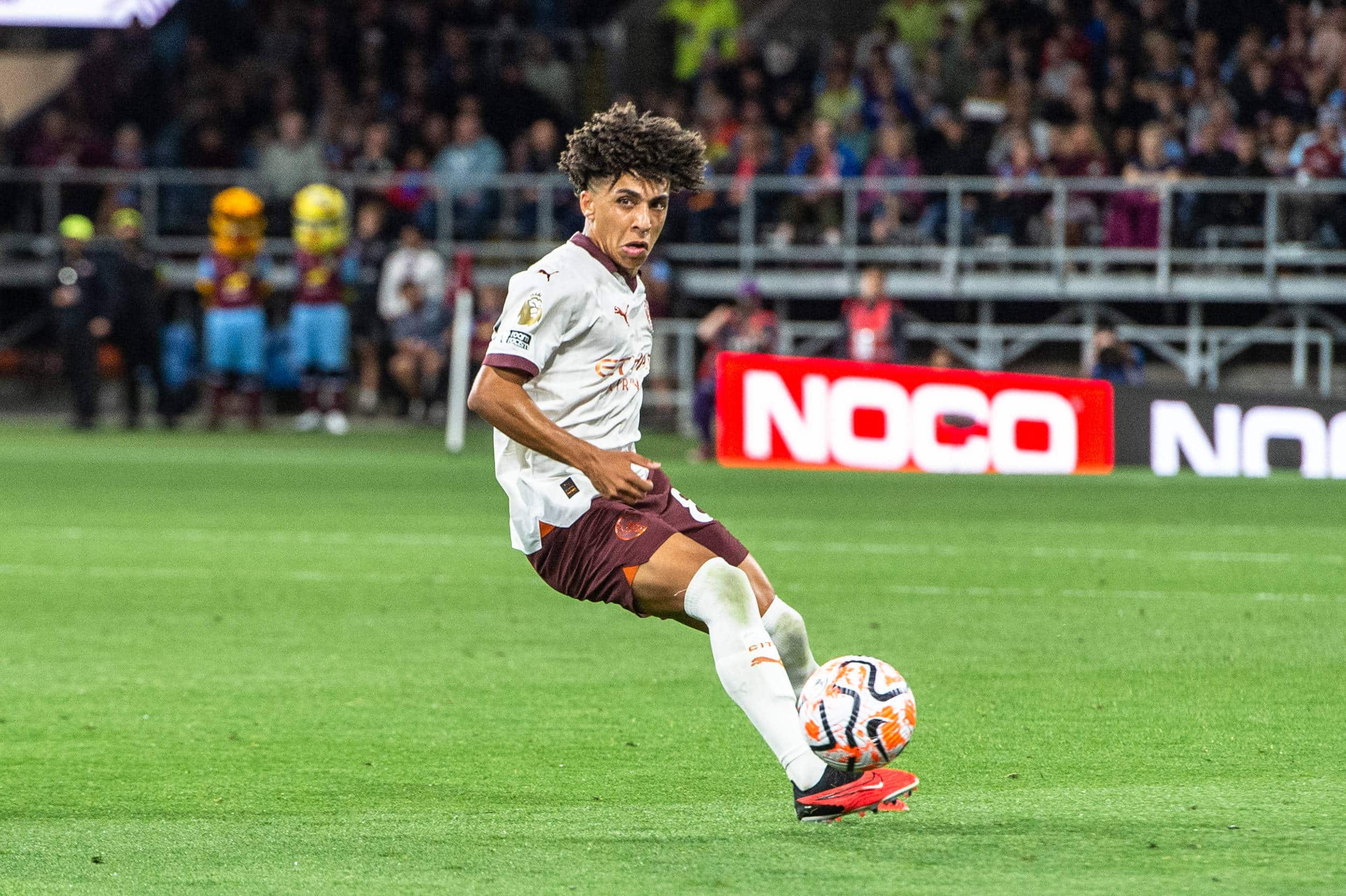 Everton, Rico Lewis transferinde hızlandı! Moyes sağ bek istiyor