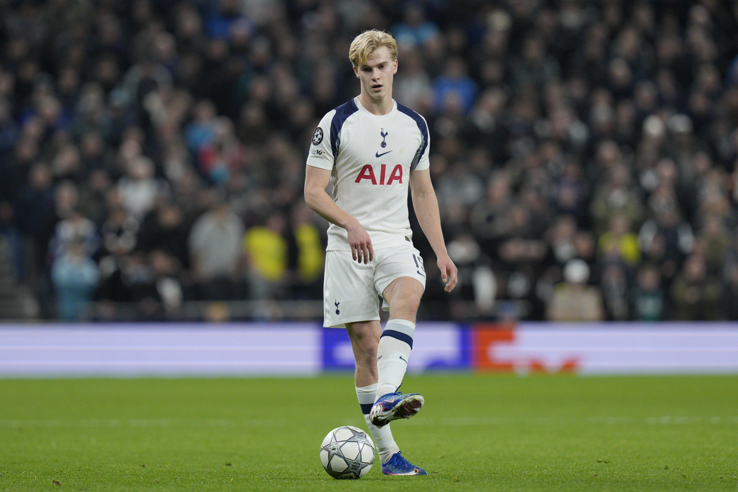 Tottenham lehnt 38-Millionen-Angebot für Bergvall ab