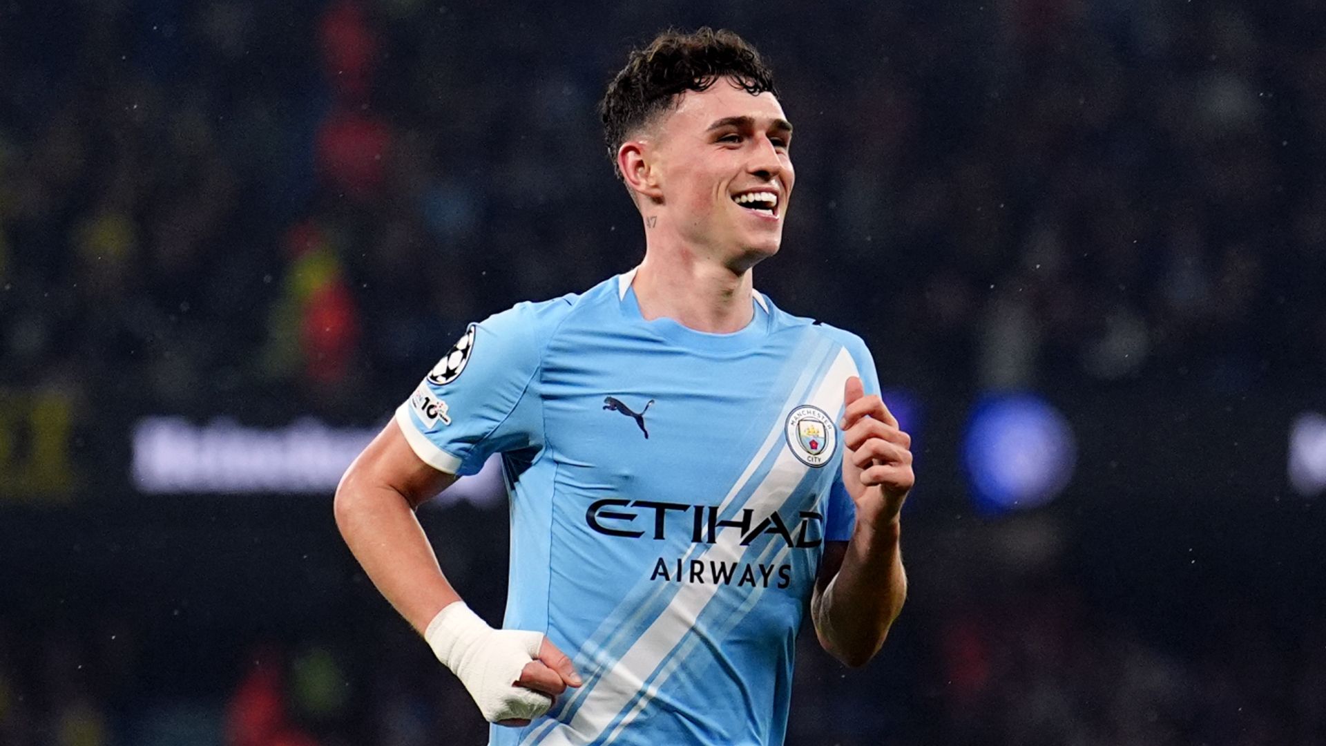 Phil Foden signs new Manchester City contract: 'This means everything to me