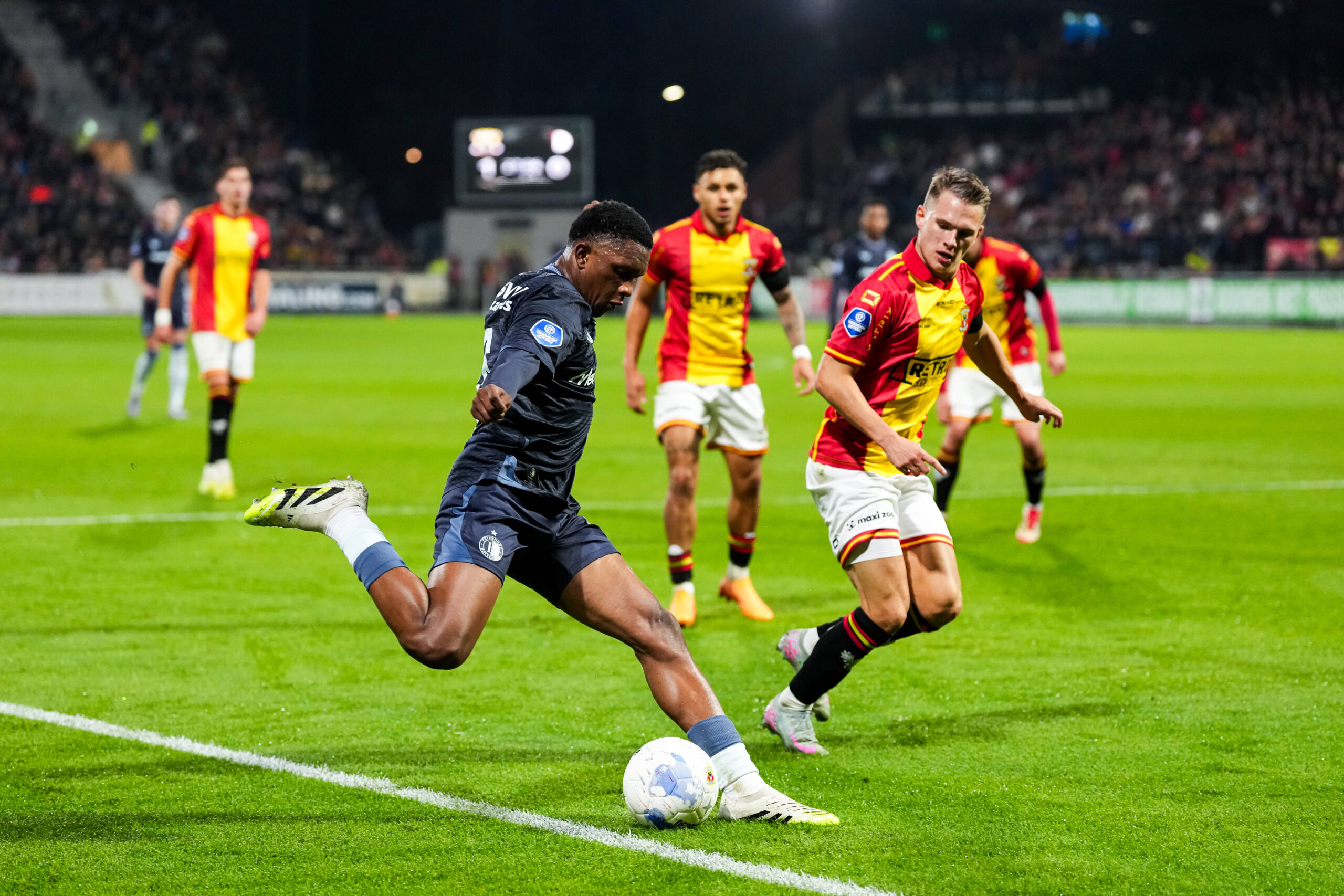 Nottingham Forest Make New Bid for Dutch Star Givairo Read