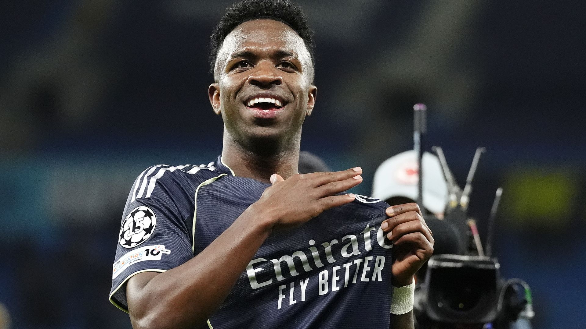 Real Madrid, Vinicius Jr için Arsenal'in radarında yeni görüşmelere hazırlanıyor