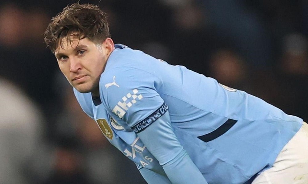 Chelsea ve Arsenal, John Stones için savaşa hazırlanıyor