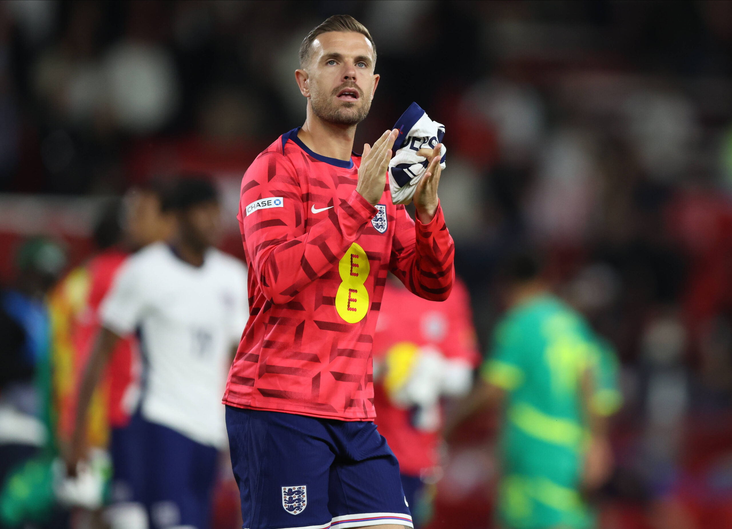 Brentford Close In on £38.5m Mamadou Sangare as Jordan Henderson Replacement
