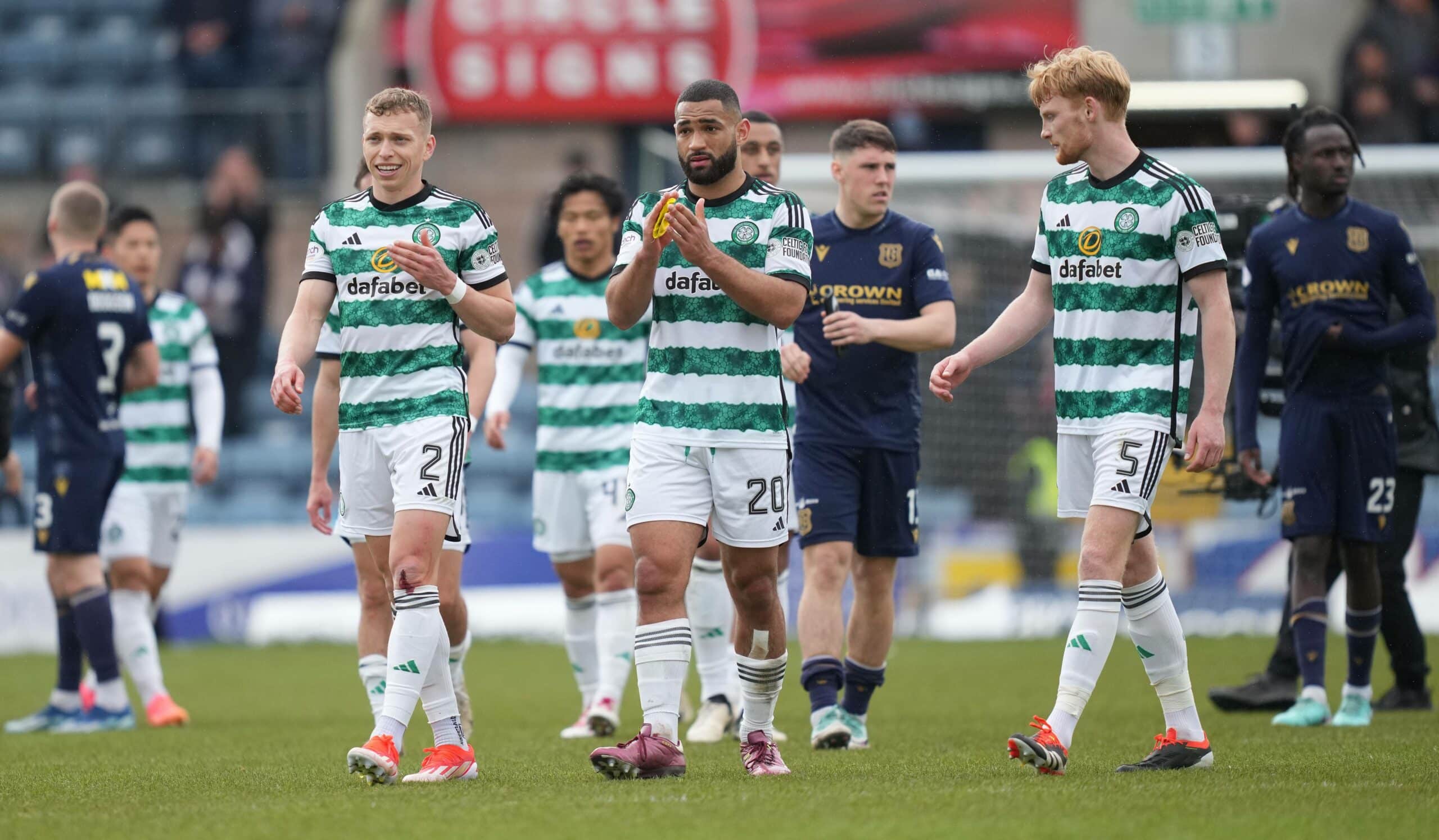 Everton jagt Celtic-Verteidiger Alistair Johnston
