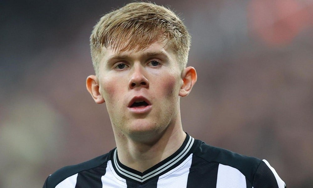 Man Utd 'Contacts' for Lewis Hall: Fabrizio Romano Reveals £34m Battle