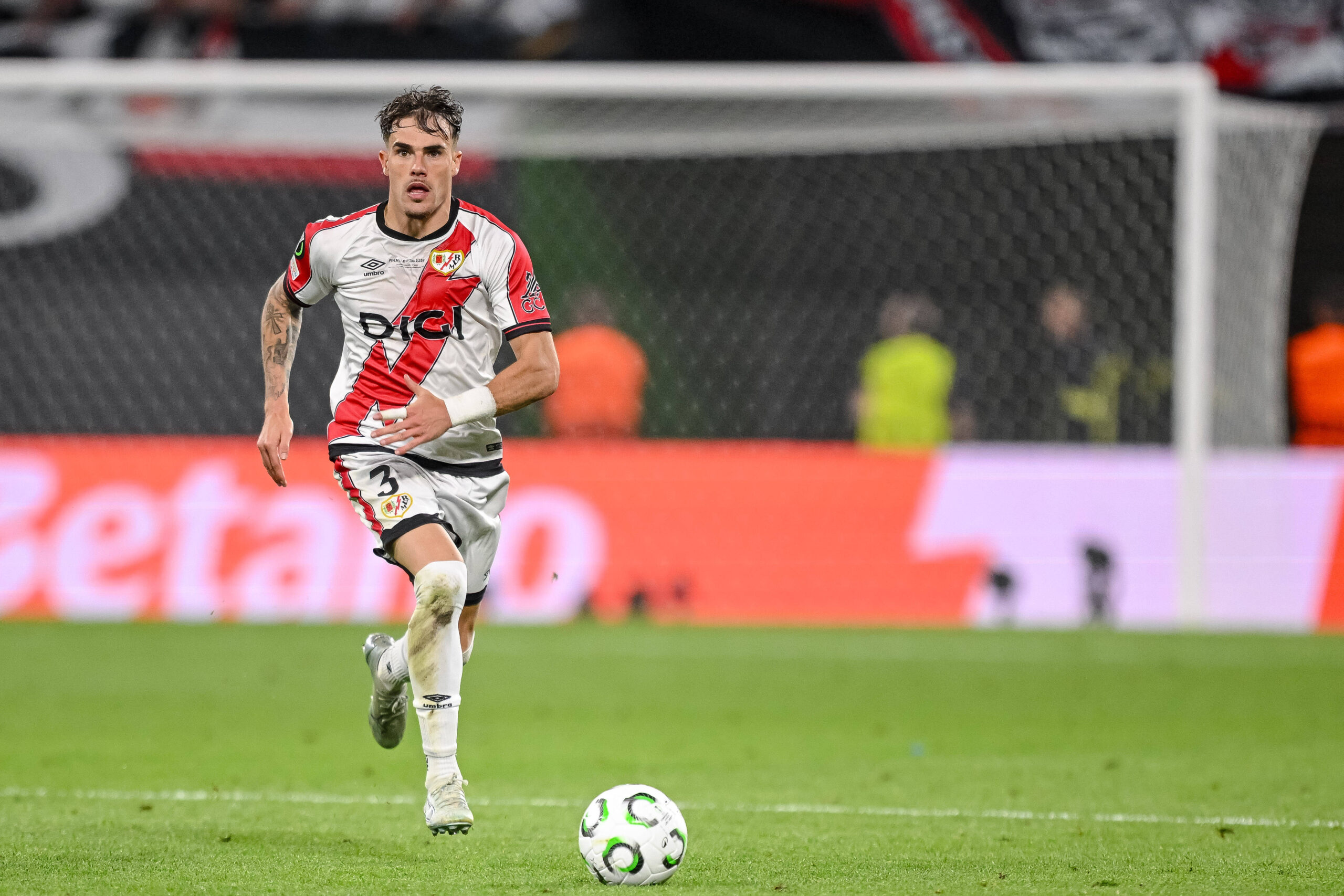 Chelsea Agree Deal for Pep Chavarria as Xabi Alonso Rebuild Accelerates