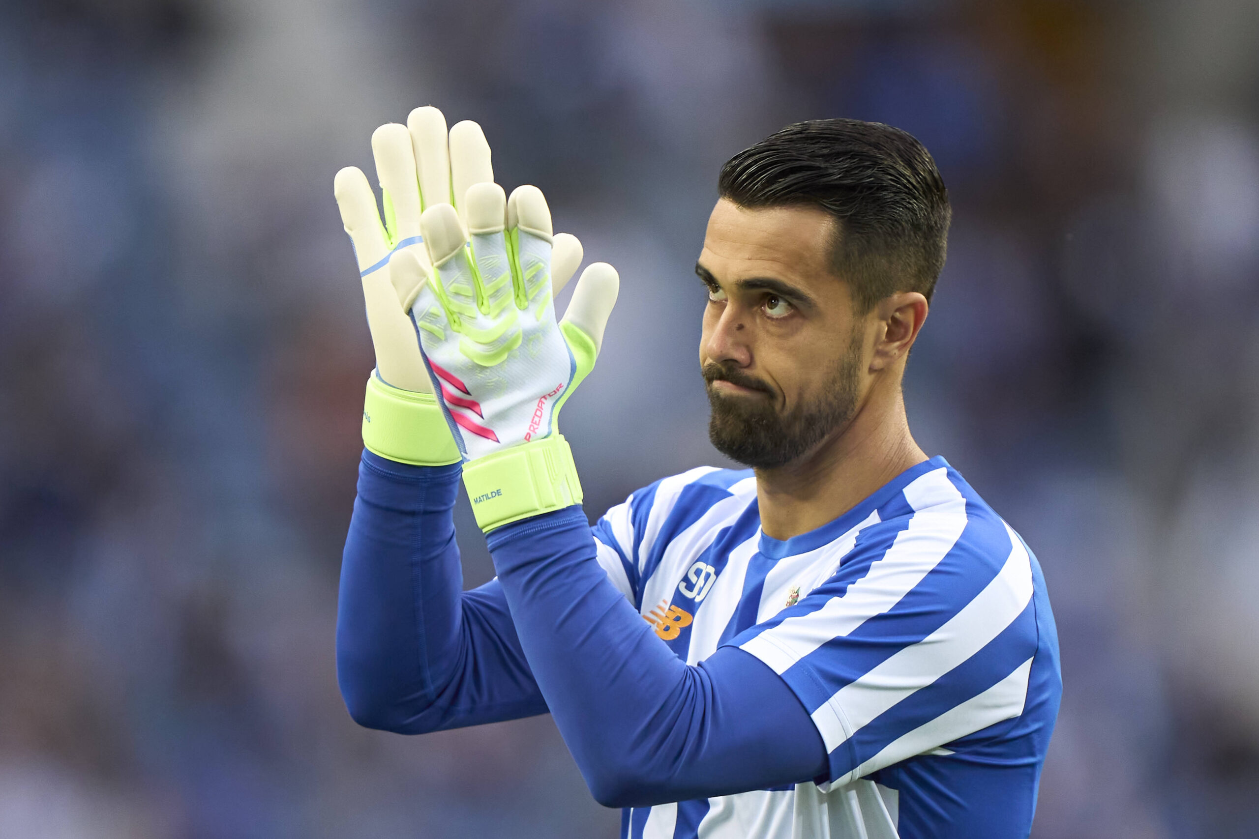 Chelsea Consider Move for Porto Goalkeeper Diogo Costa