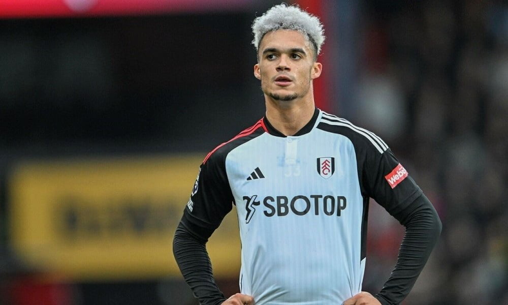 Man Utd plot £19m Antonee Robinson swoop as Lewis Hall alternative