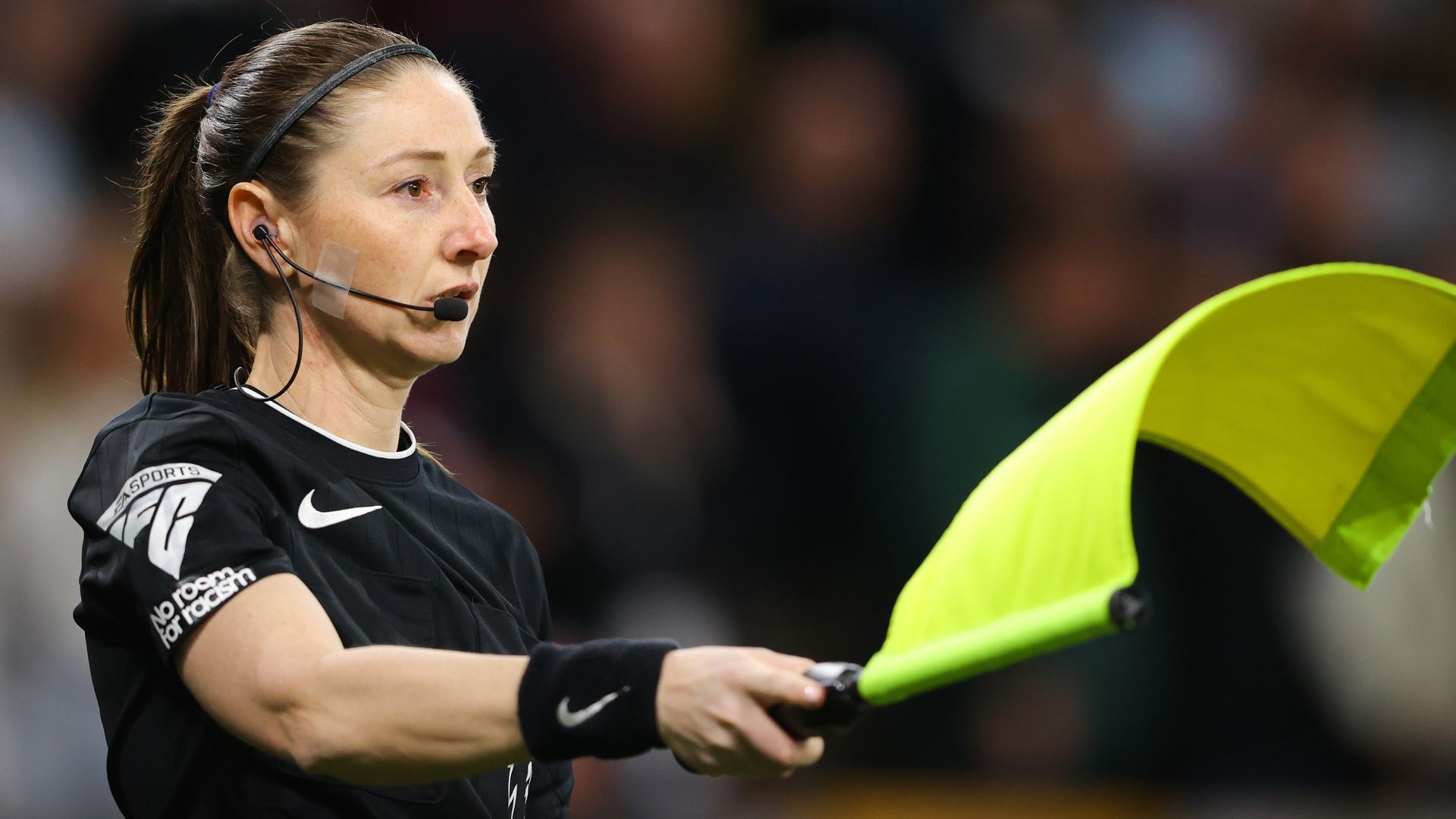 Sian Massey-Ellis beendet Karriere und wechselt zum FA