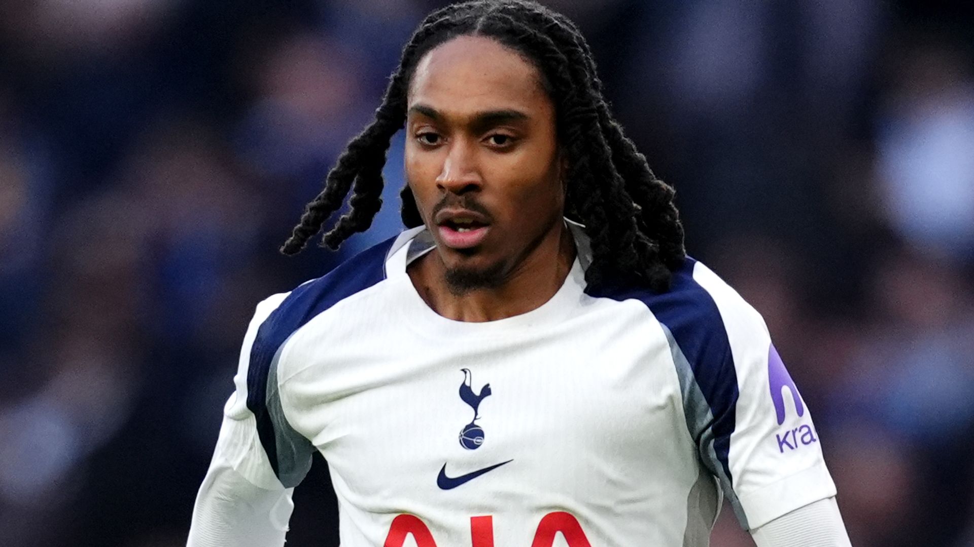Inter Mailand verhandelt mit Tottenham über Djed Spence: Der Deal im Detail