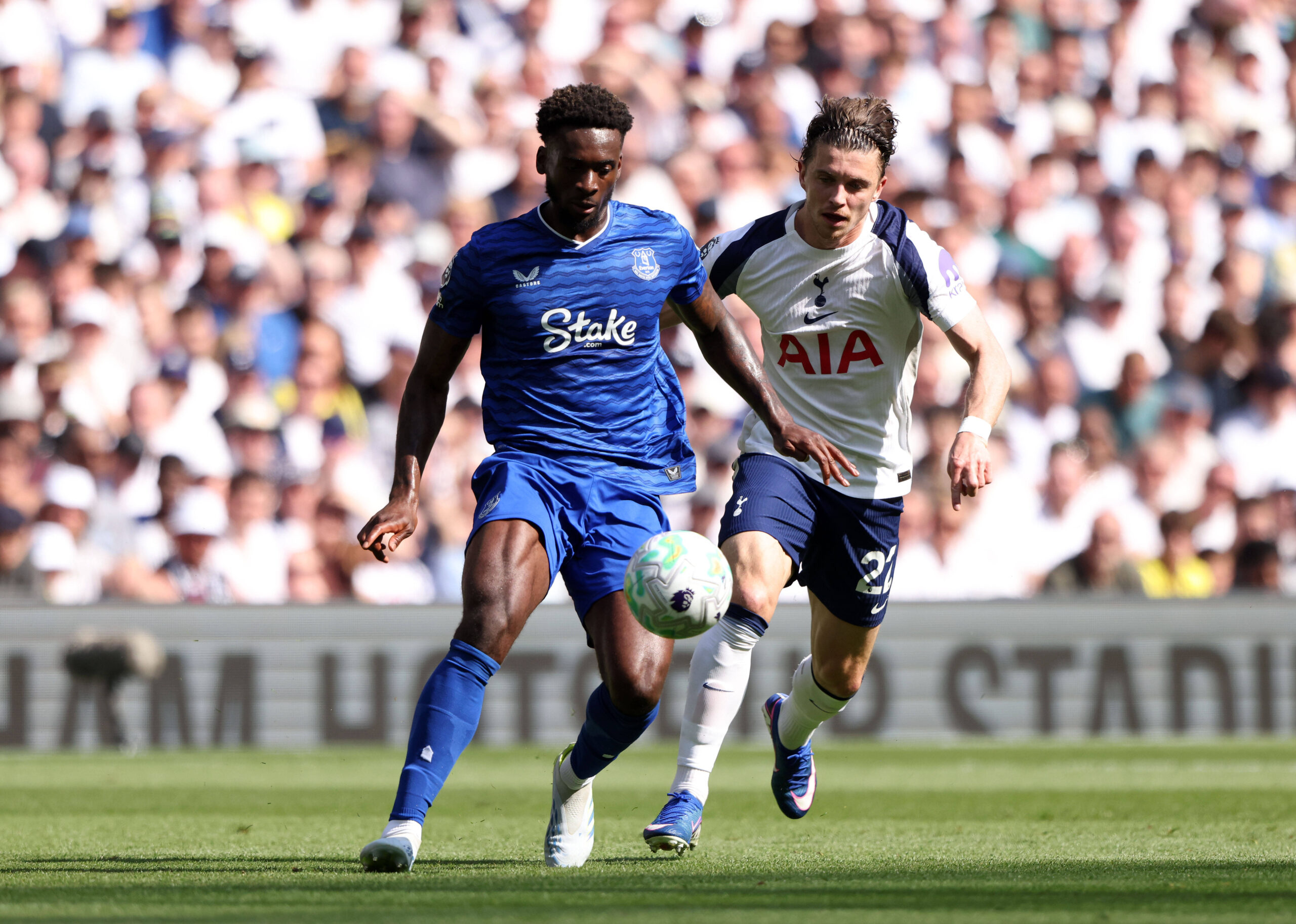 Hull City bietet 15 Mio für Evertons Iroegbunam