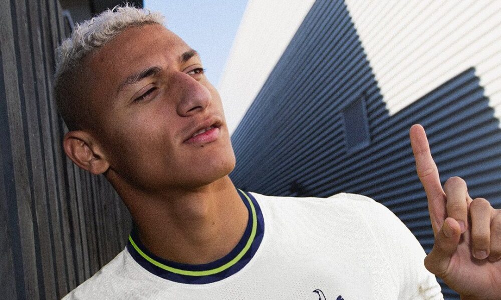 Everton in Contact for Richarlison Return as Player Keen