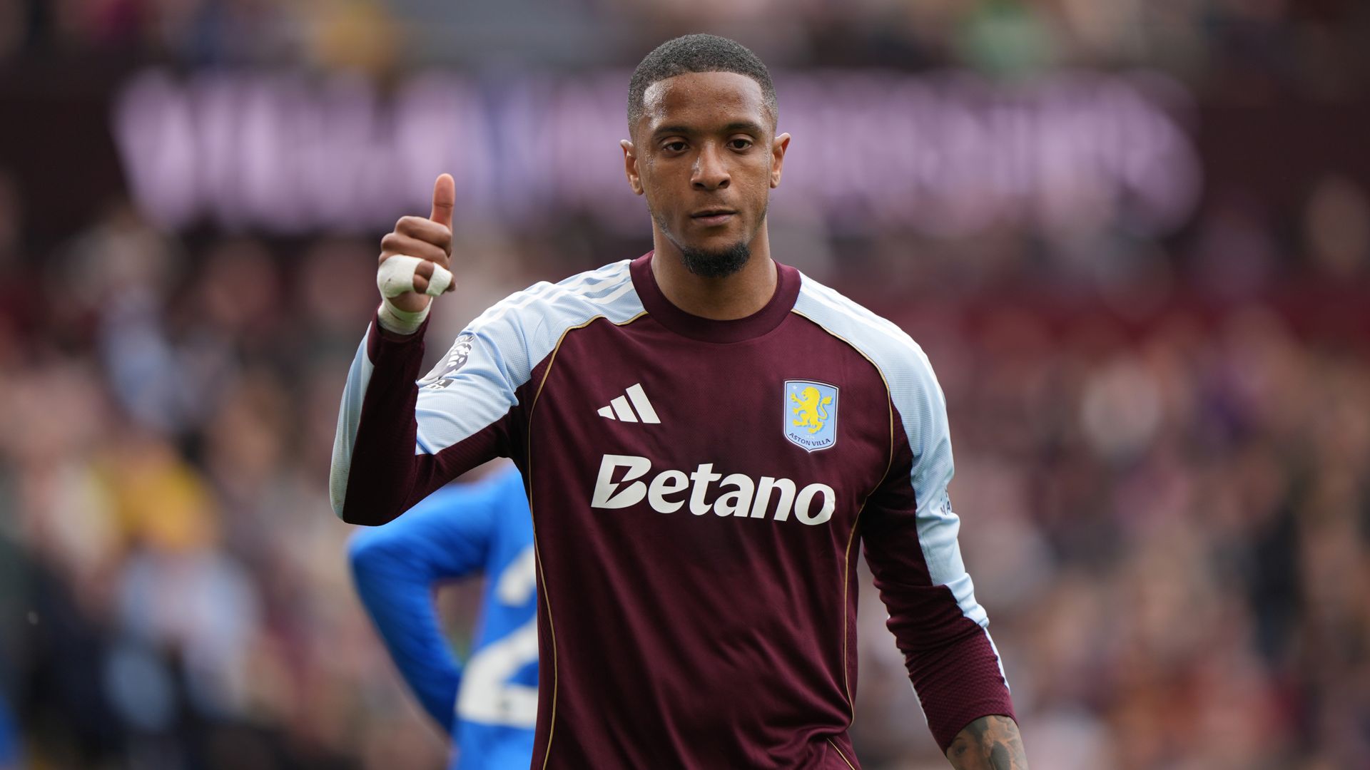 Arsenal holt Ezri Konsa: 51-Millionen-Defensiv-Star