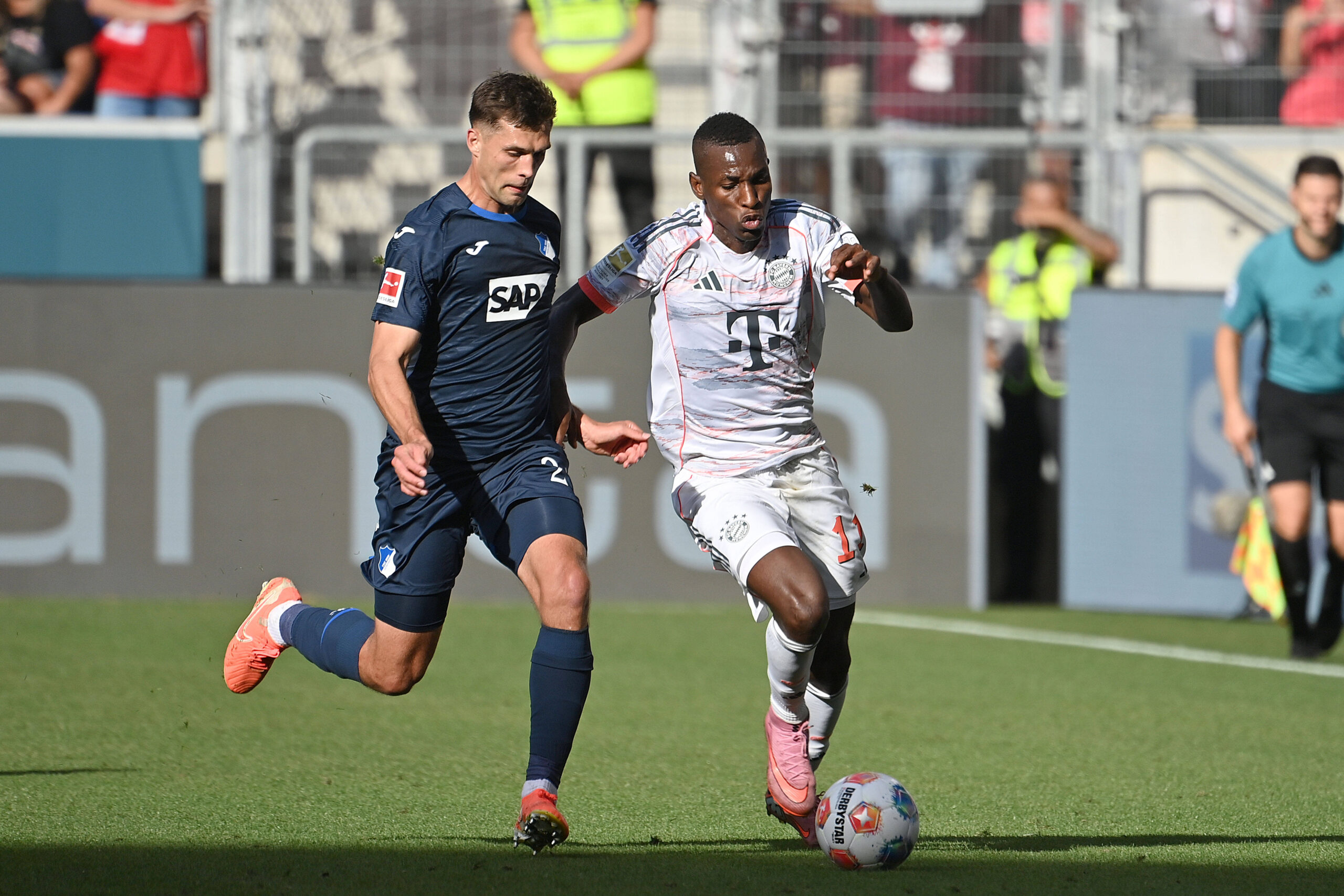 Aston Villa Set to Make Move for €70m Attacker Nicolas Jackson