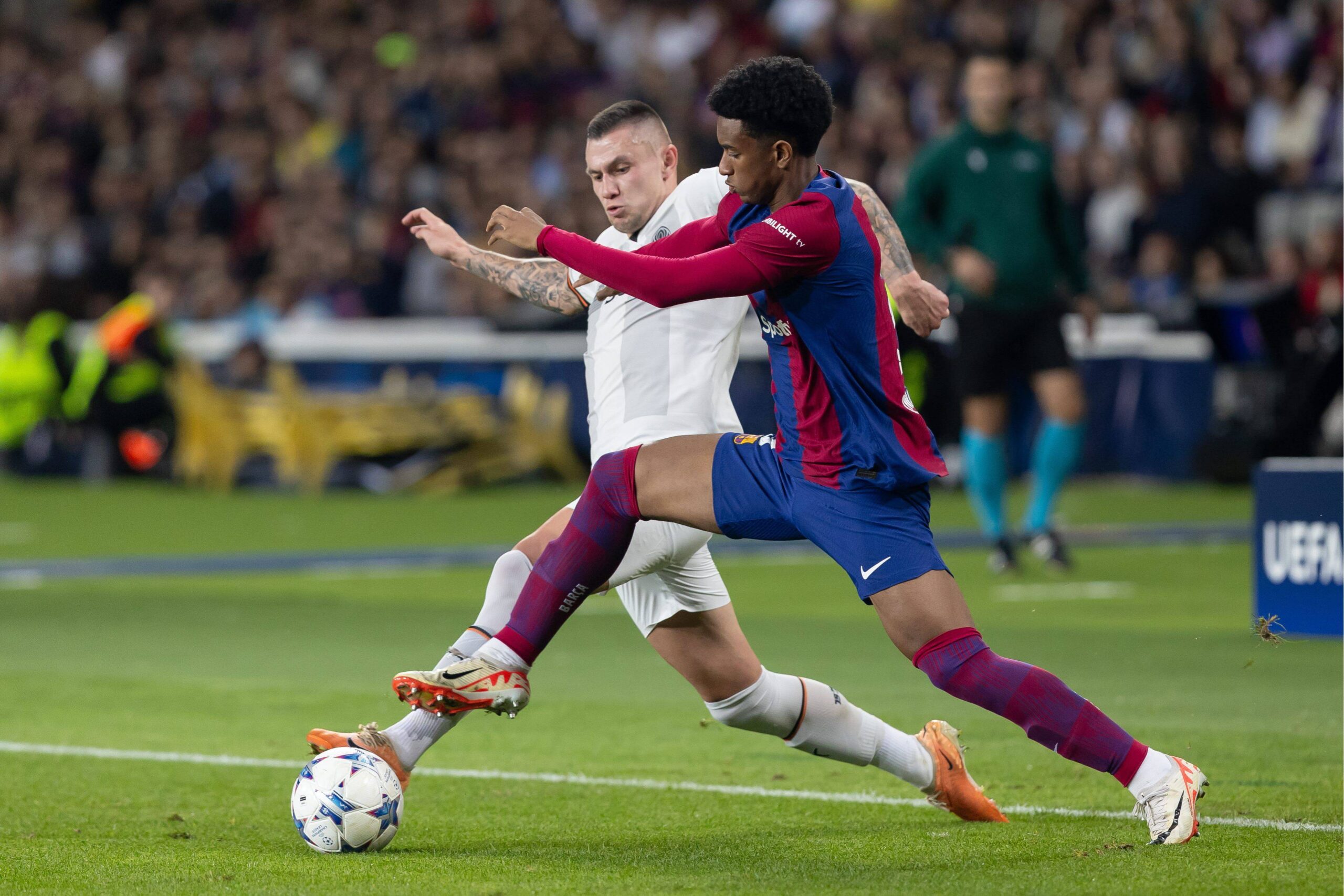Man United Face Balde Transfer Blow as Barcelona Refuse to Budge