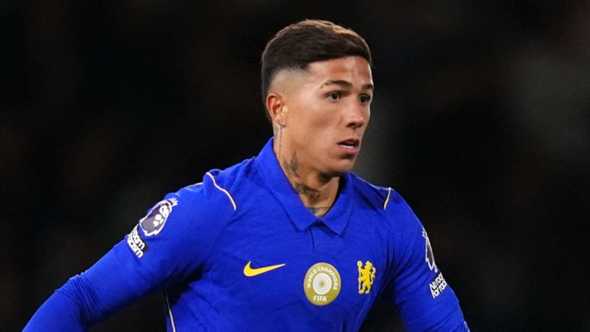 Chelsea Open to Selling Enzo Fernandez to Man City for Right Price