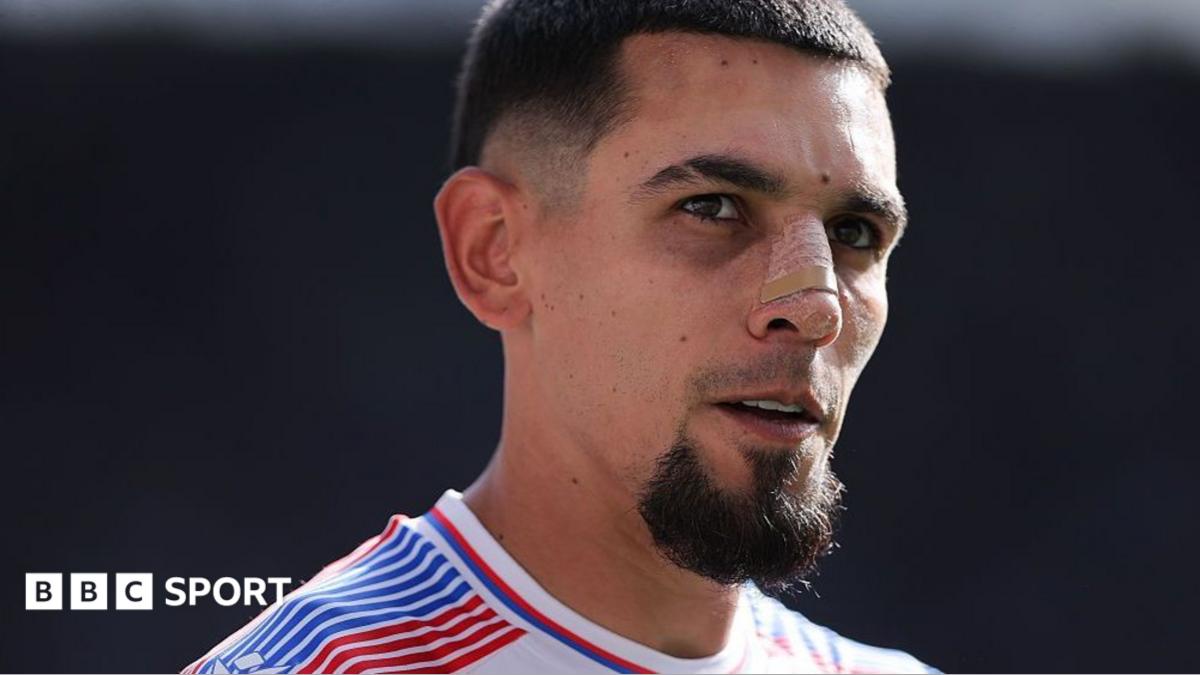 Nottingham Forest in Advanced Talks to Sign Daniel Munoz from Crystal Palace