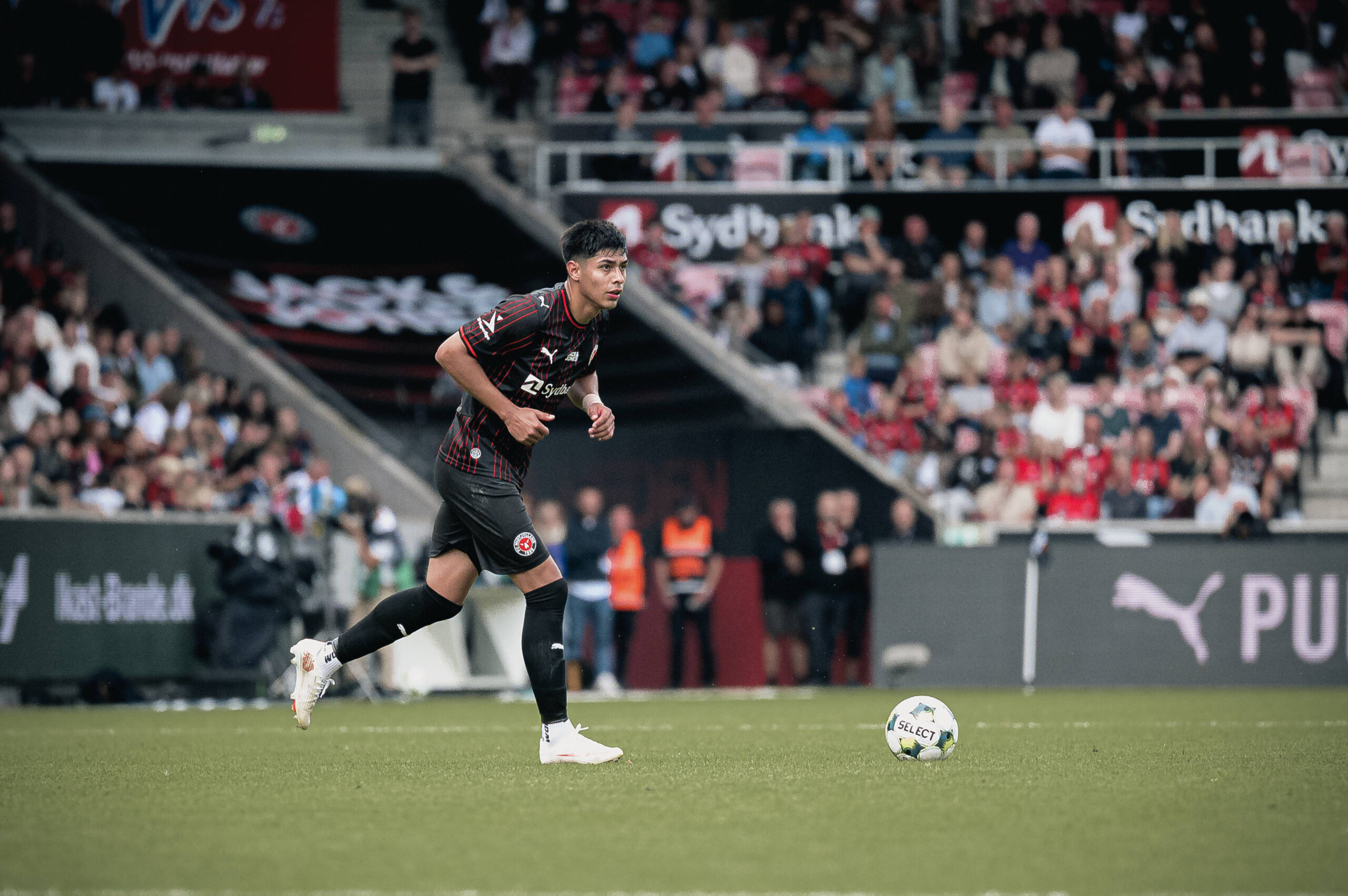 Crystal Palace Agree Darío Osorio Deal: Eagles Bolster Attack