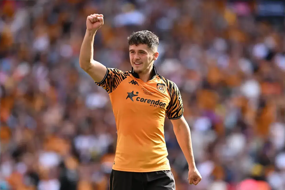 Burnley set to seal Ryan Giles loan switch as Hull City reshape